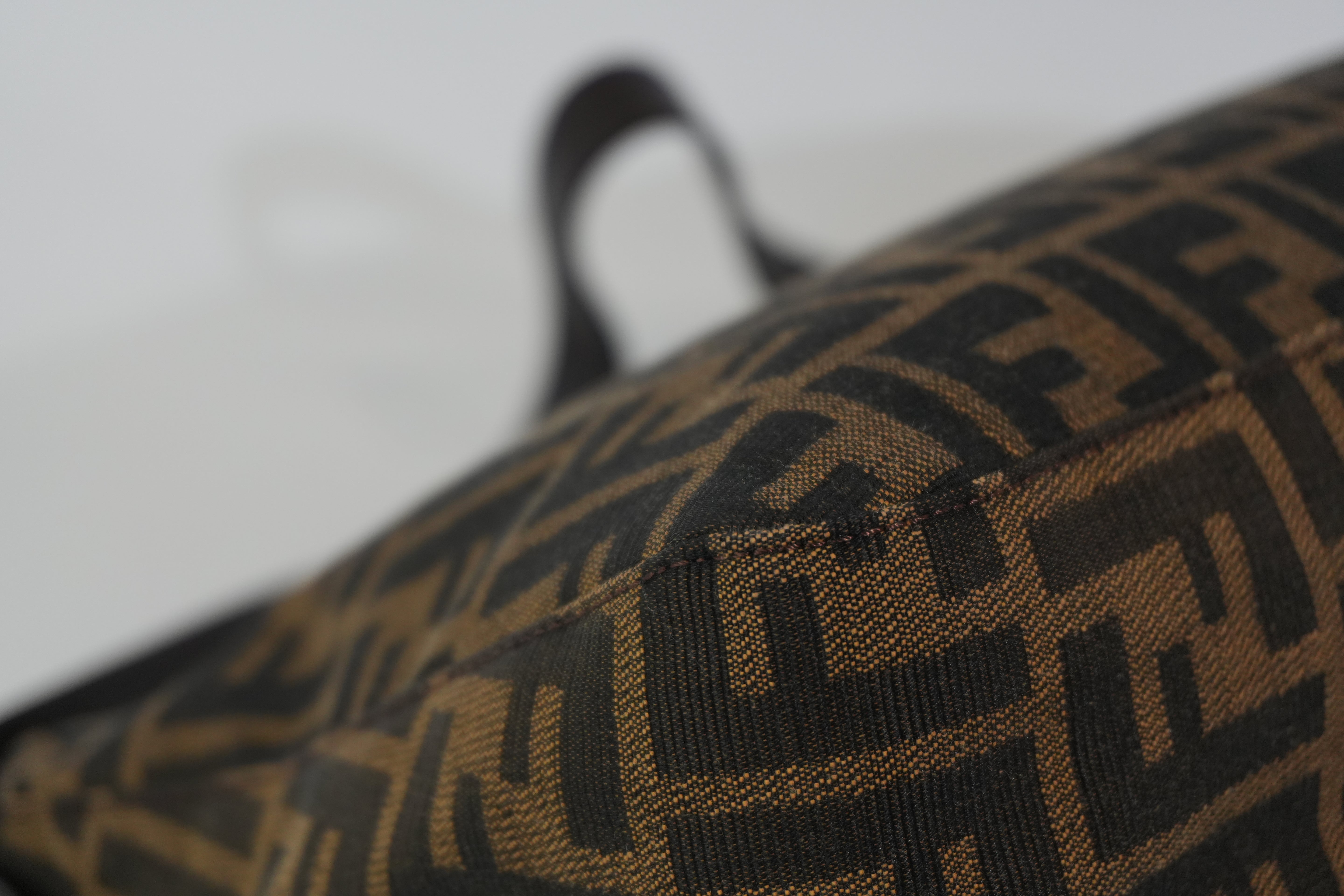 Pre-owned Fendi Zucca Mamma Baguette Handbag Brown