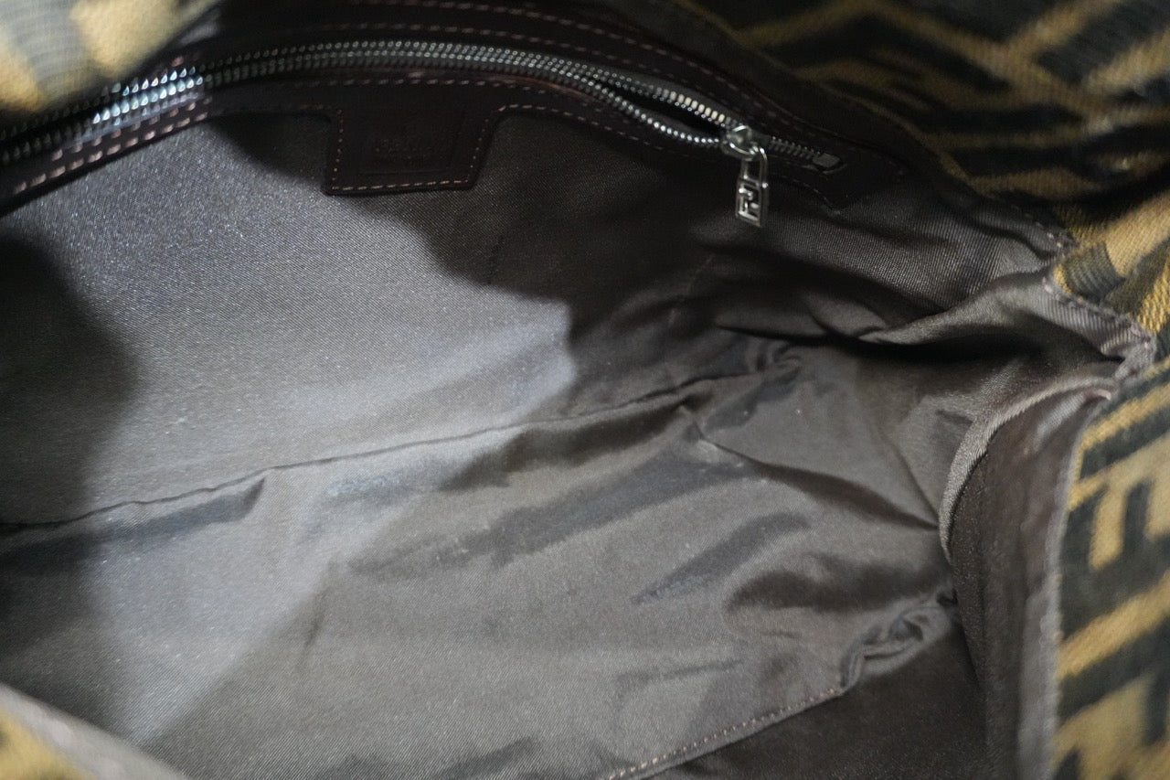 Pre-owned Fendi Zucca Mamma Baguette Handbag Brown