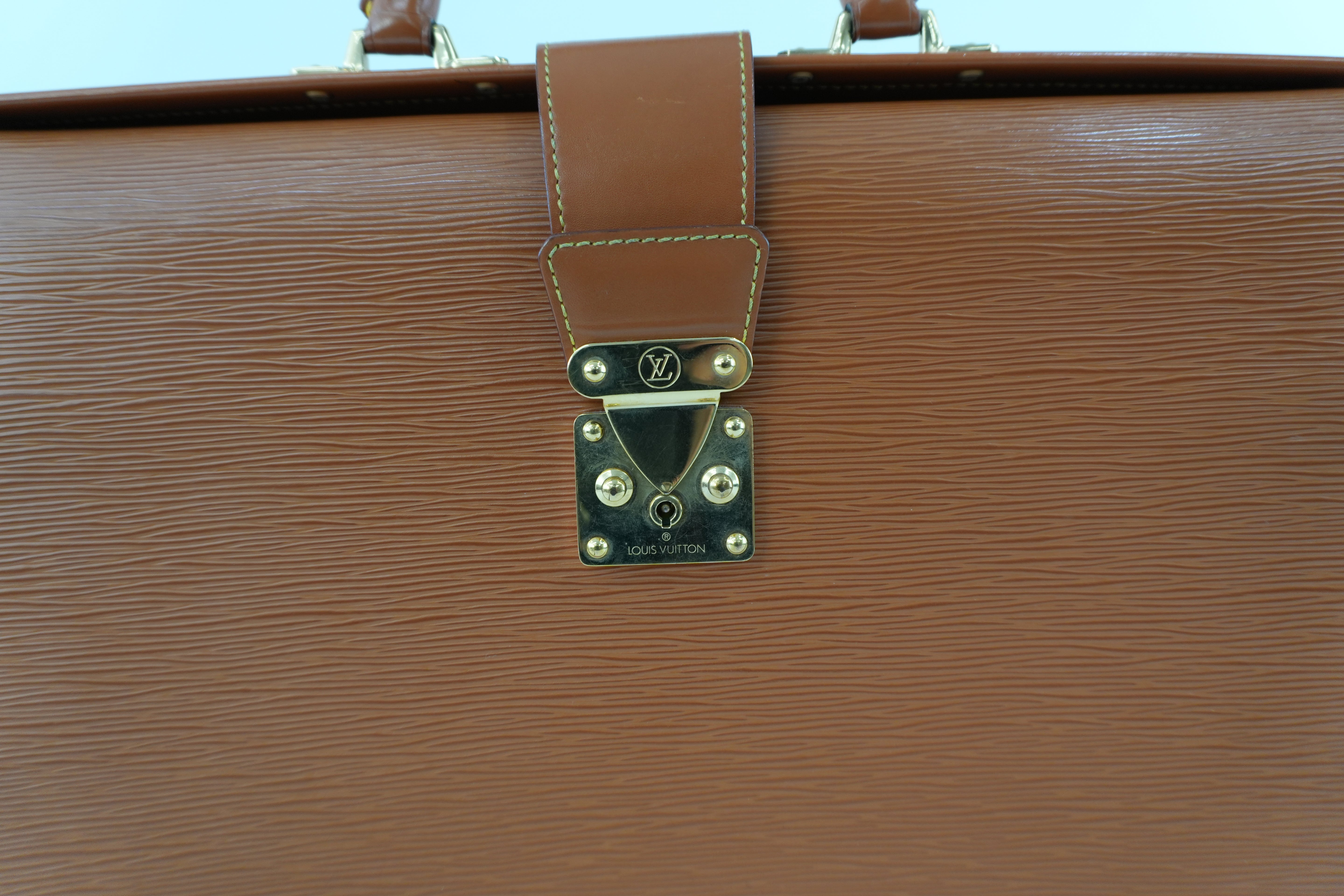 Louis Vuitton Briefcase Epi Kenya Brown Used