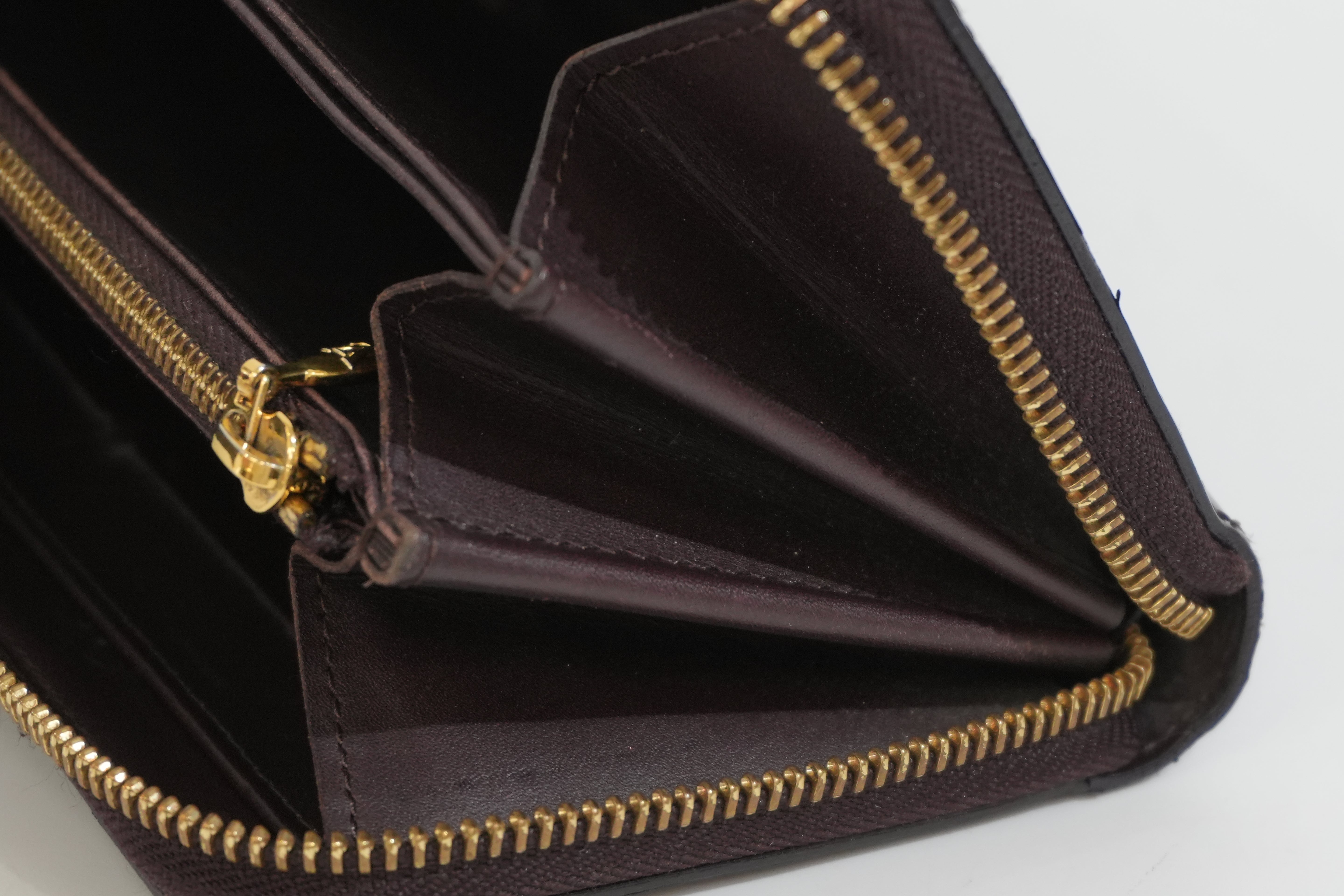 Pre-owned Louis Vuitton Vernis Zippy Long Wallet Amarante
