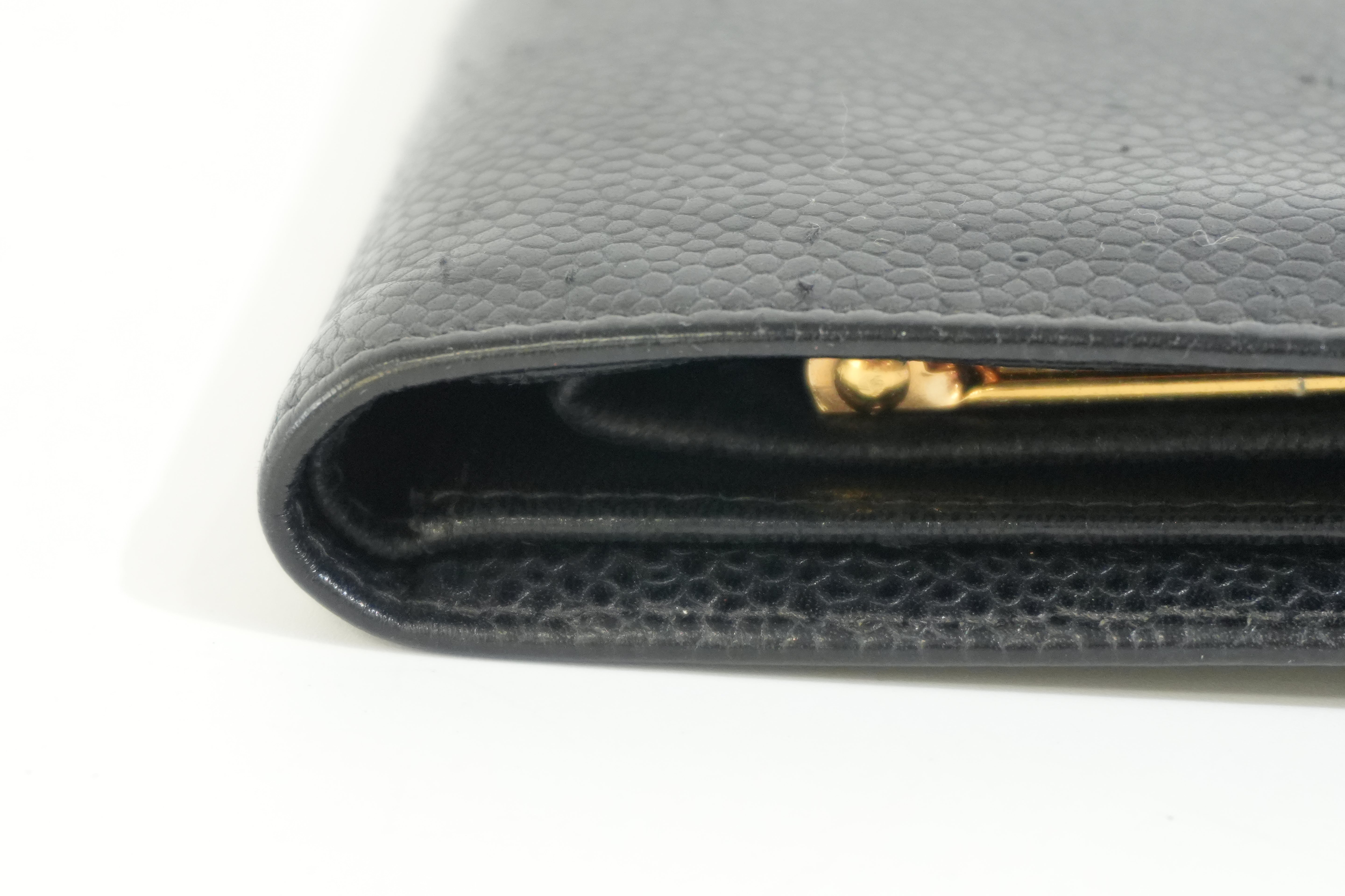 Pre-owned Chanel Long Wallet Black