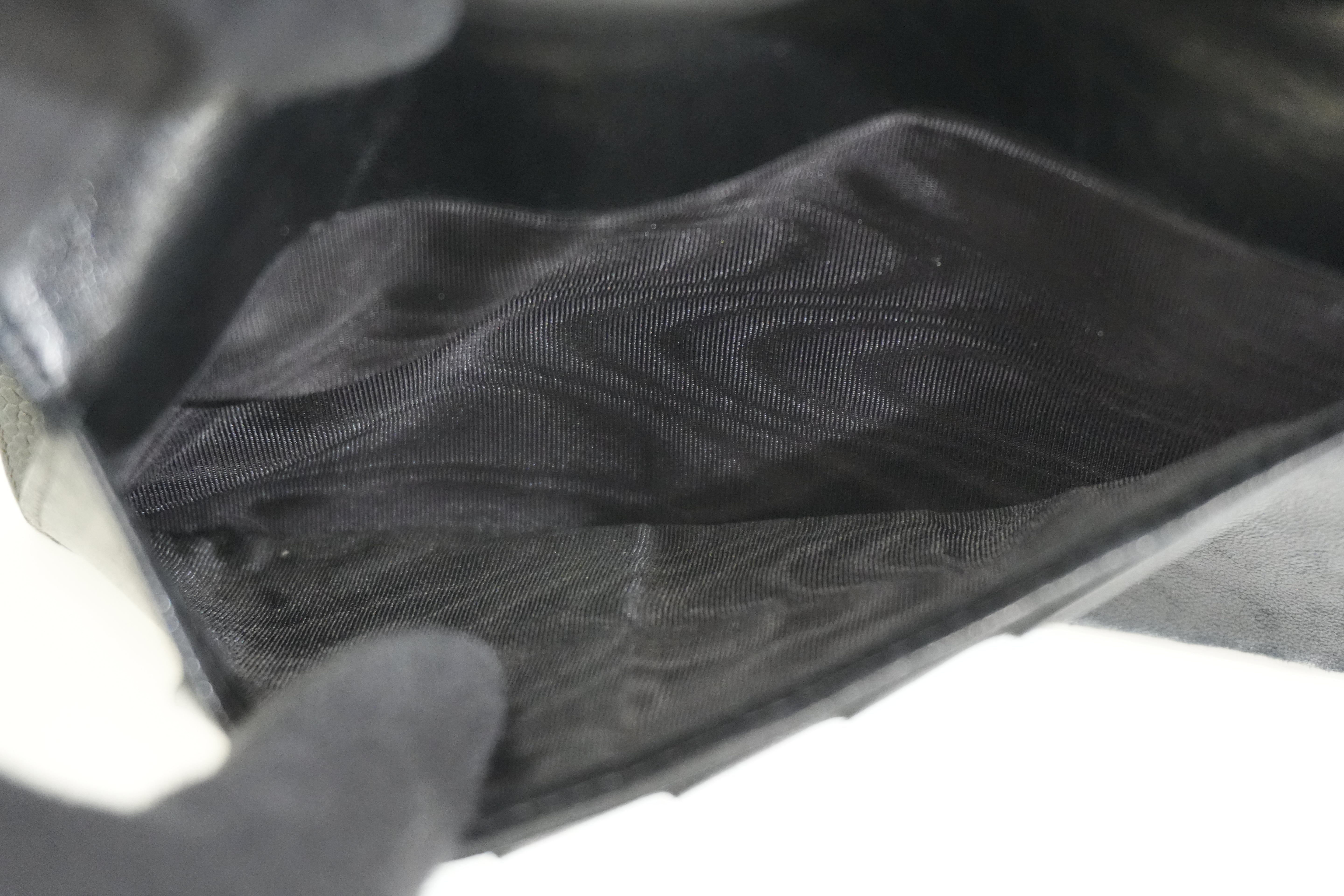 Pre-owned Chanel Long Wallet Black