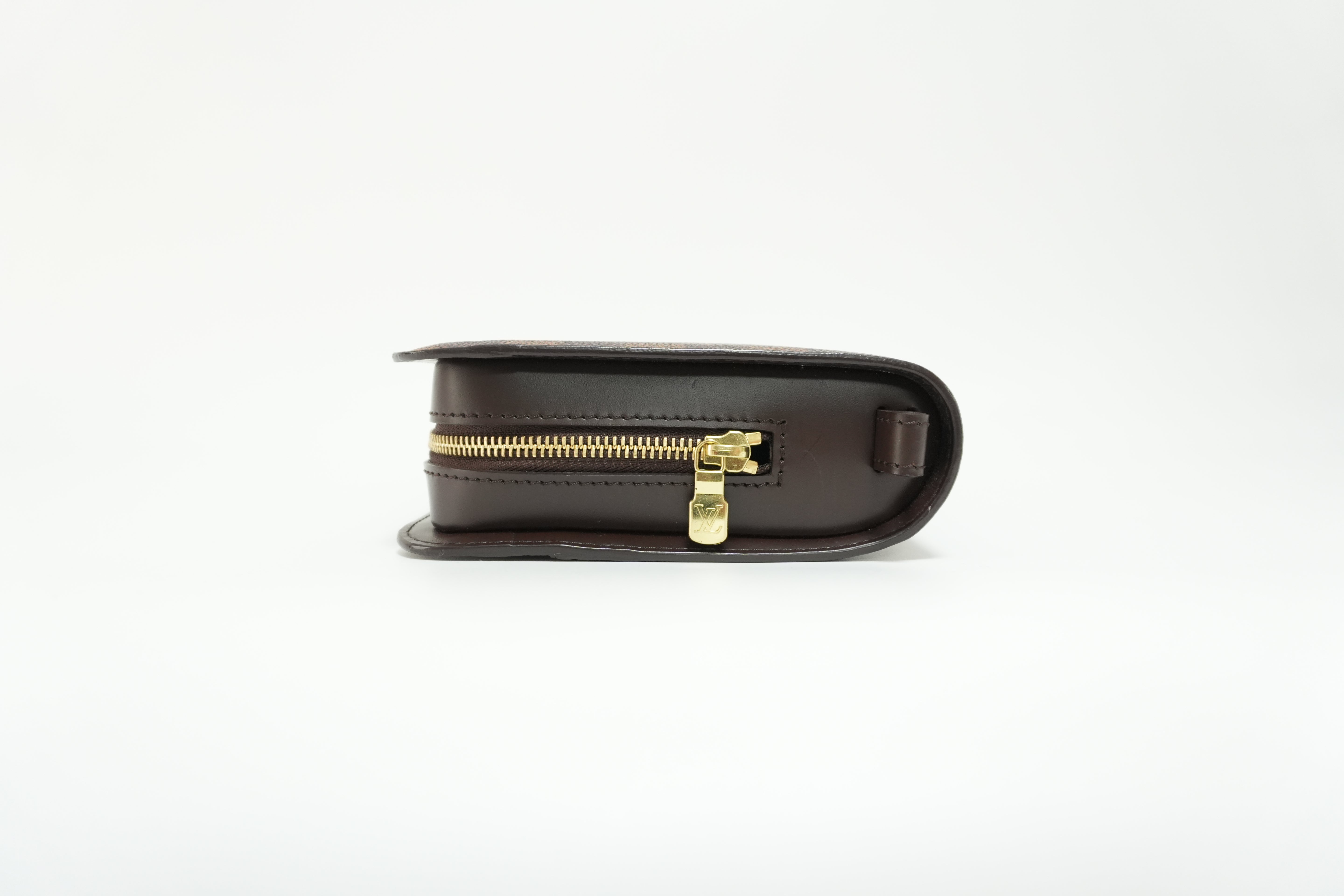 Louis Vuitton Damier Ebene Clutch Used