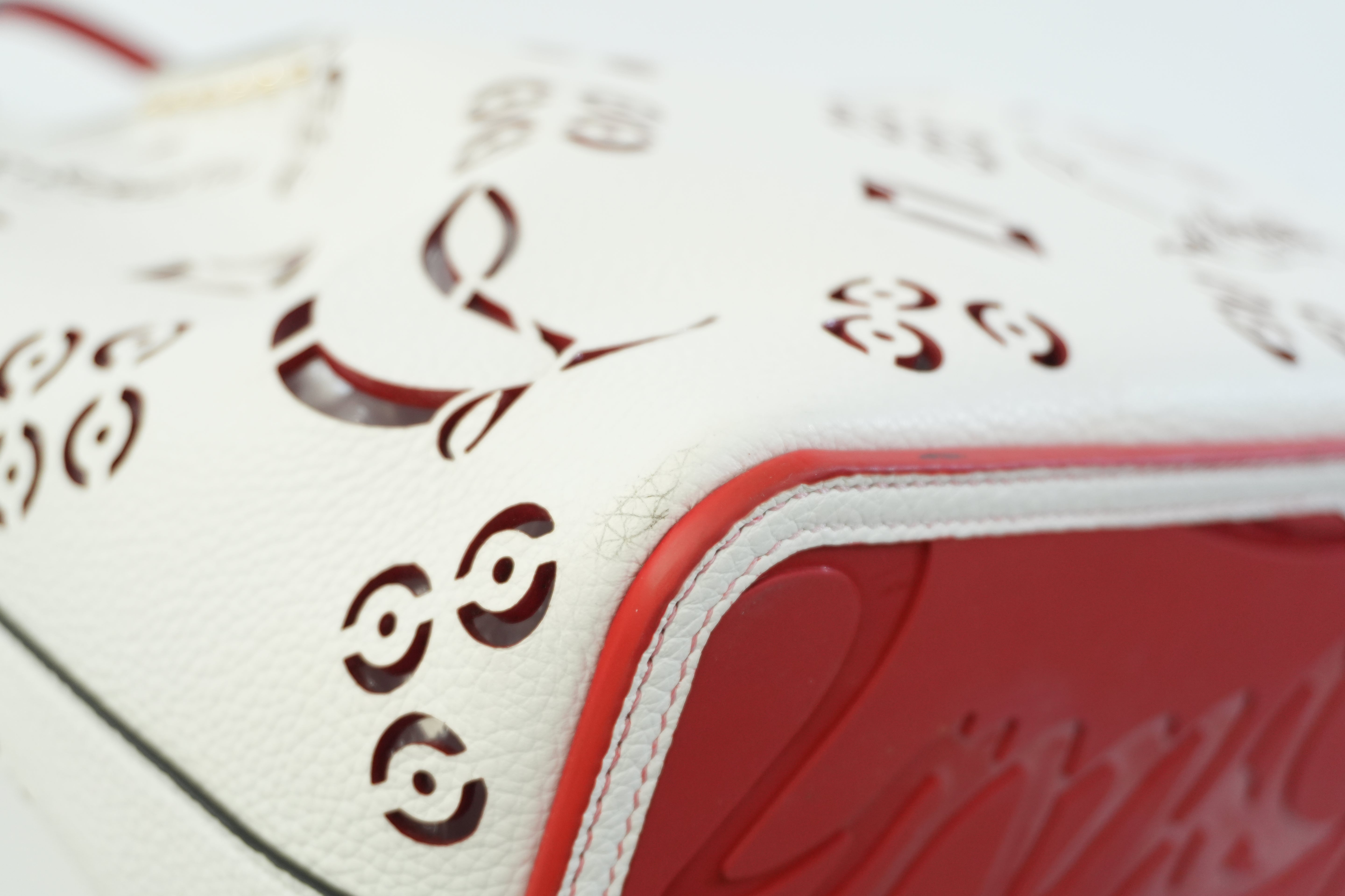 Pre-owned Christian Louboutin Leather Cabarock Perforated Tote Bag White