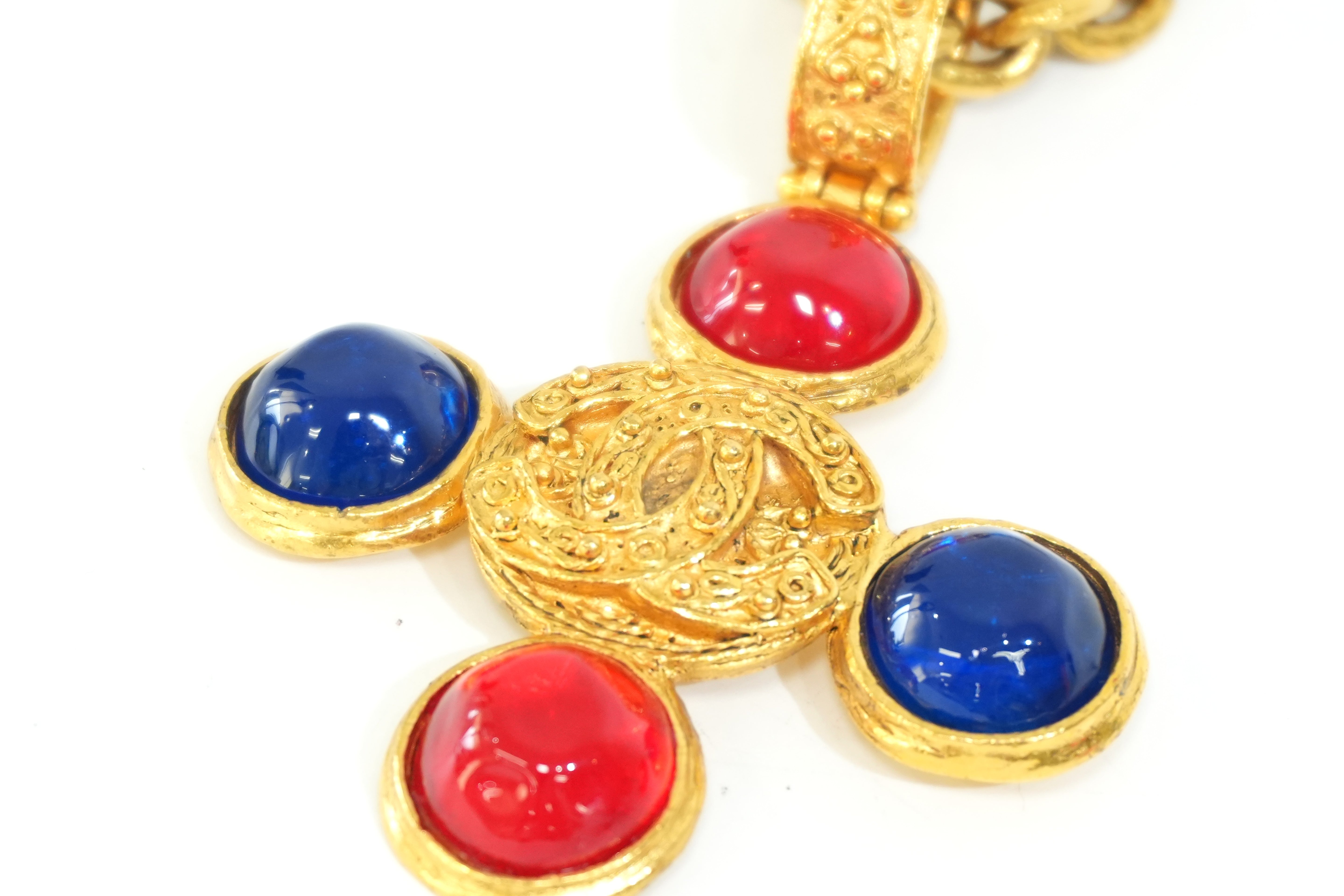 Pre-owned Chanel 24k Gold Plated Vintage Gripoix Cross Necklace 65cm