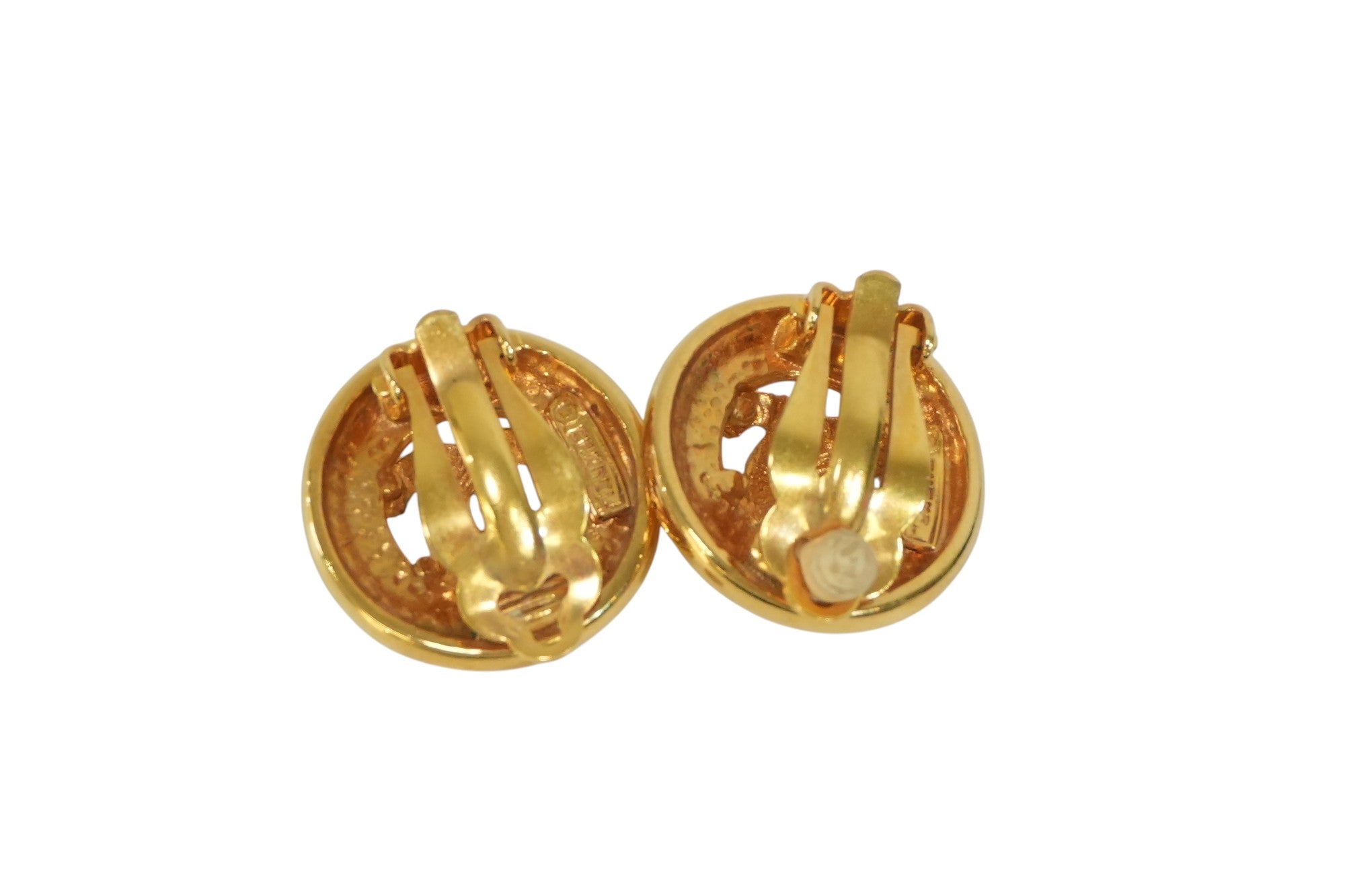 Pre-owned Chanel Fashion Gold Clip on Earrings