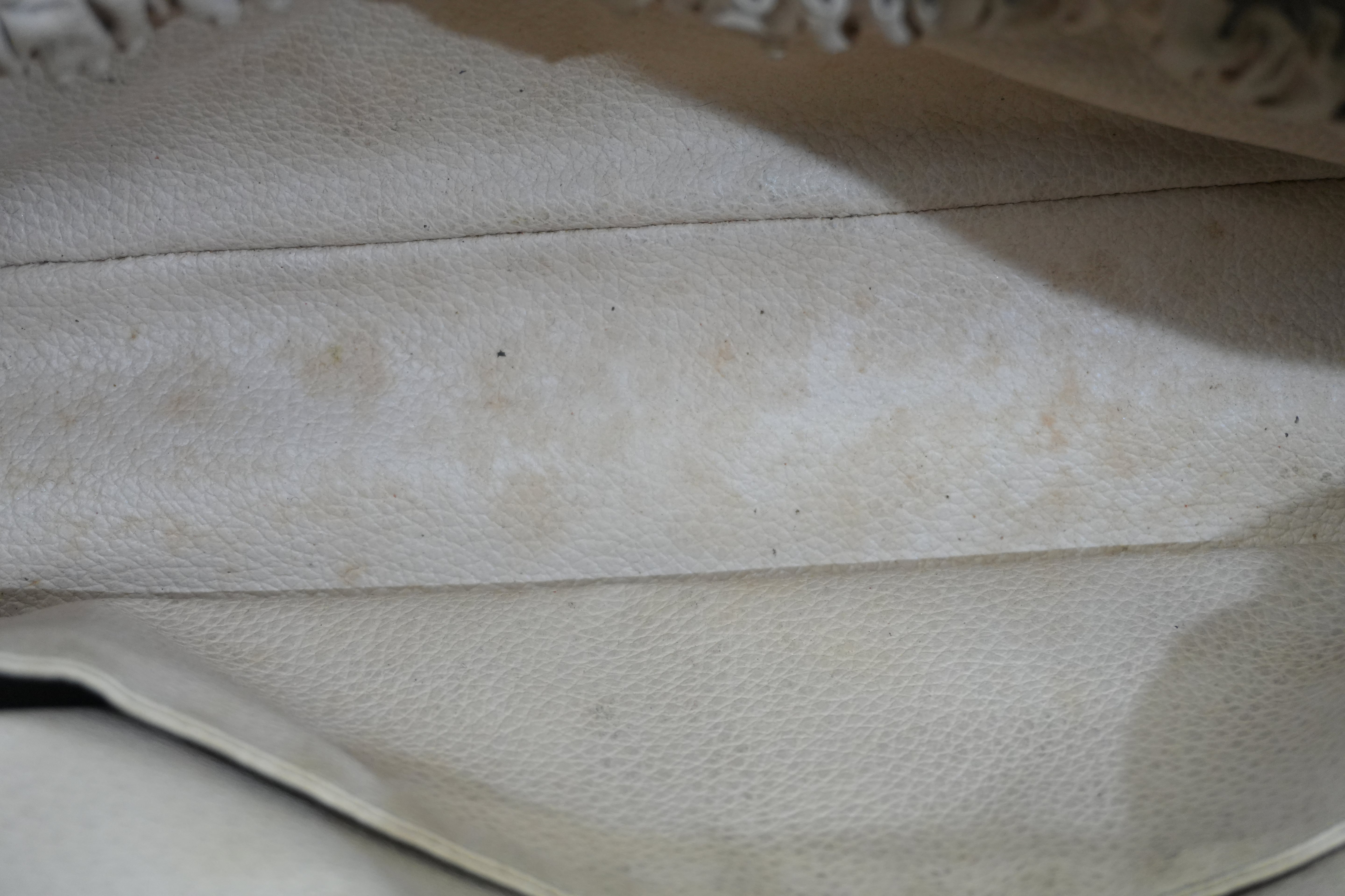 Pre-owned Louis Vuitton Monogram Trousse 28 pouch