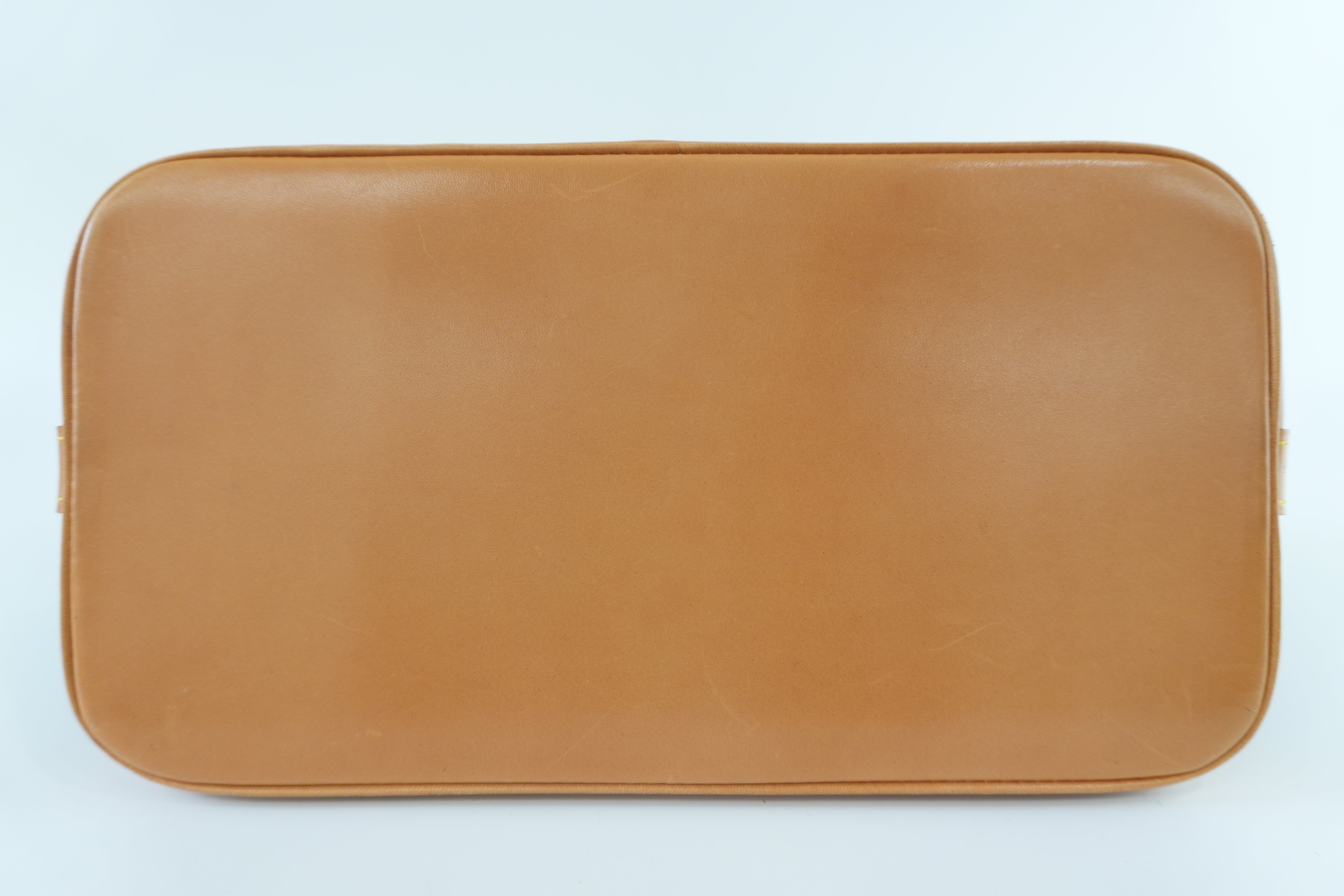 Louis Vuitton Monogram Alma Handbag Used