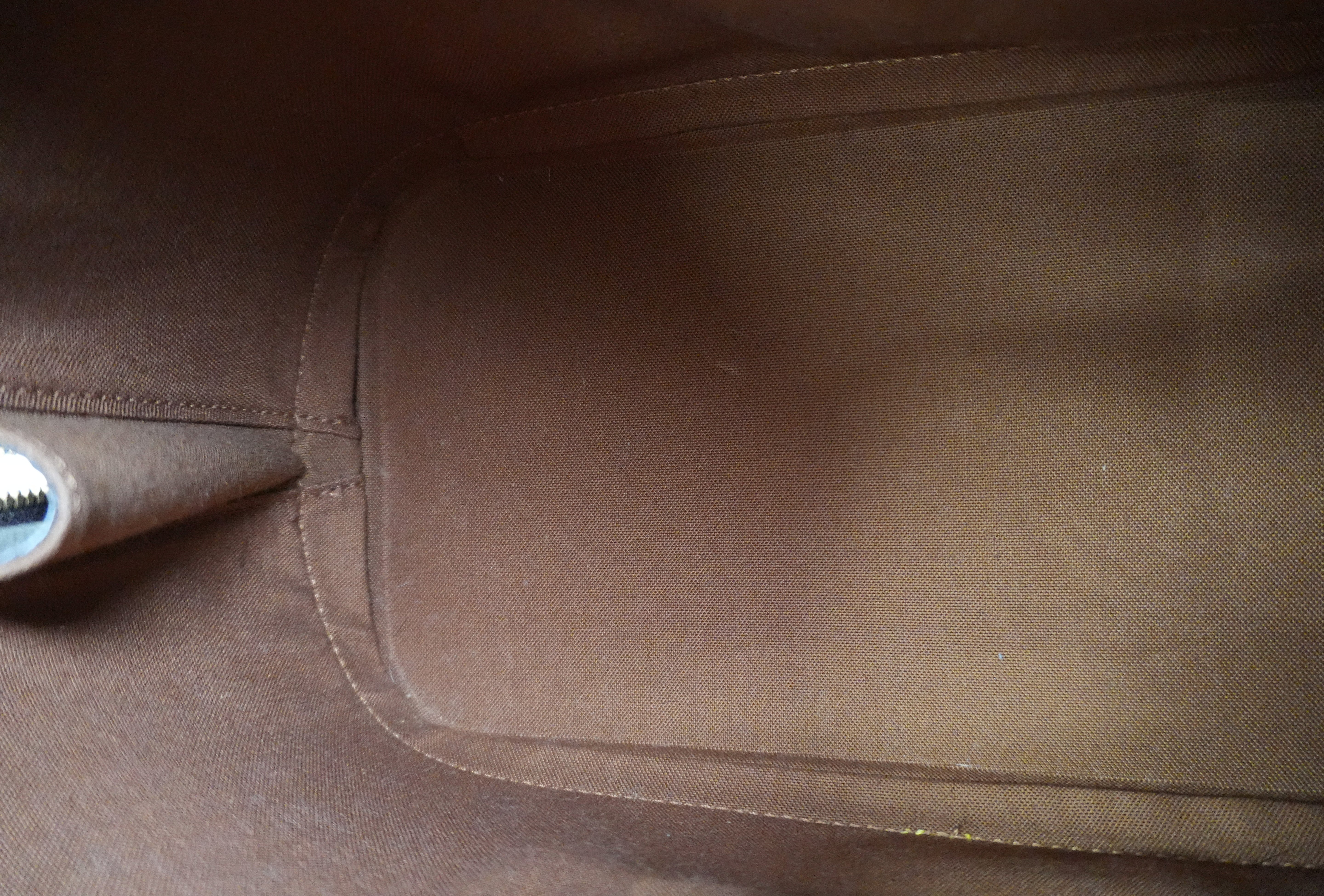 Louis Vuitton Monogram Alma Handbag Used