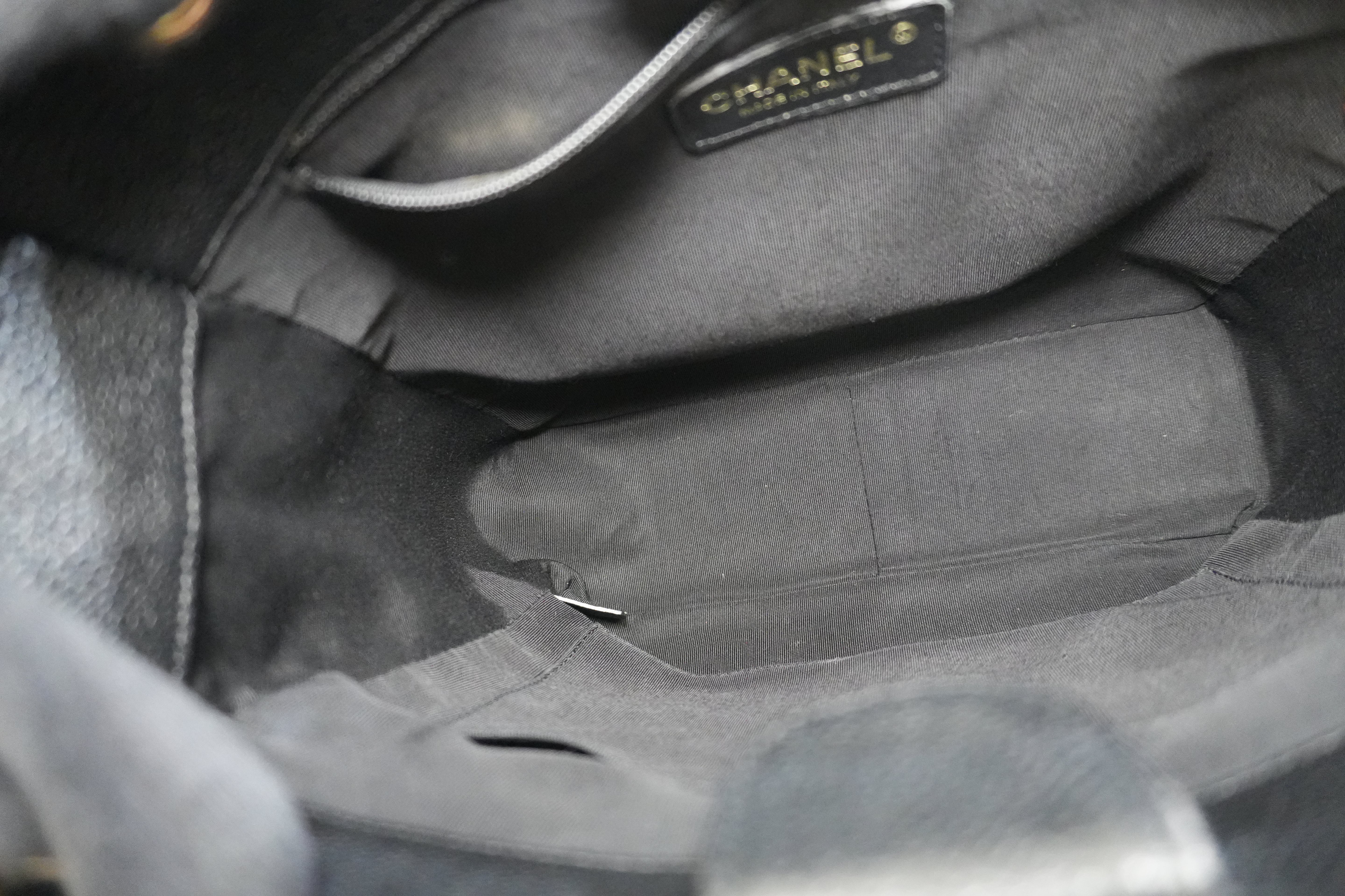 Pre-owned Chanel Caviar Skin Leather PST Chain Shoulder Bag Black