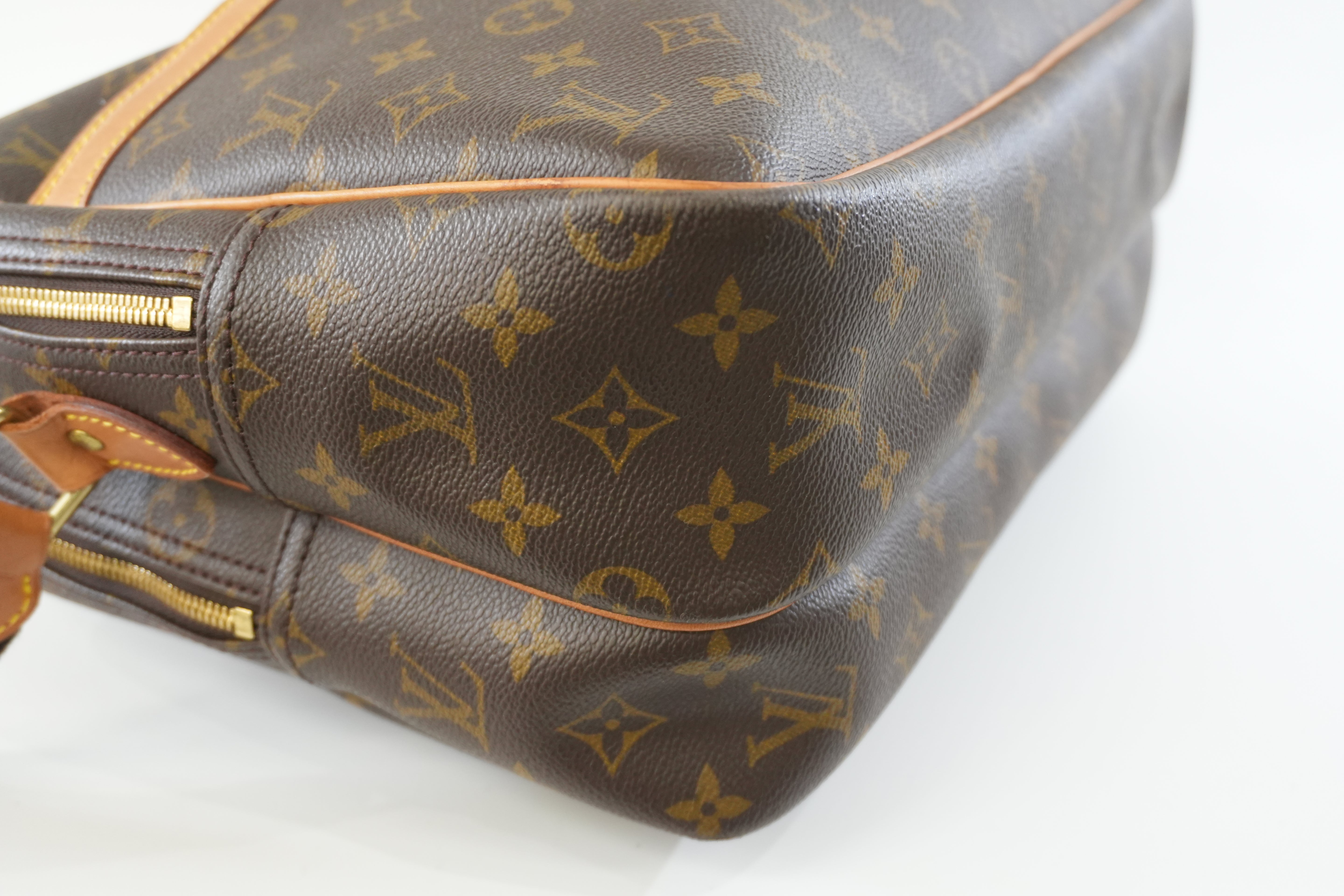 Louis Vuitton Monogram Reporter GM Shoulder Bag Used