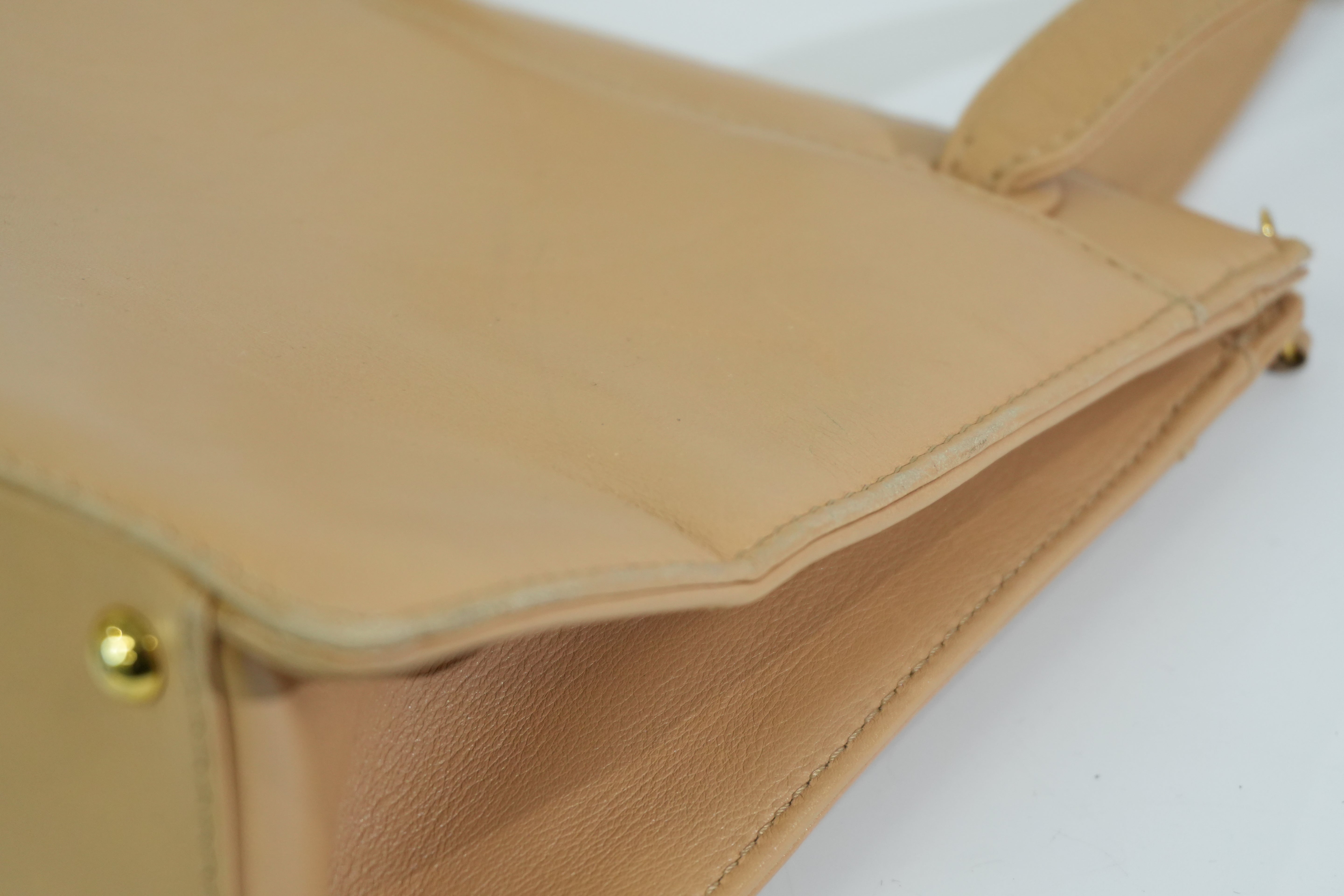 Pre-owned Chanel Lambskin Leather Tote Bag Beige