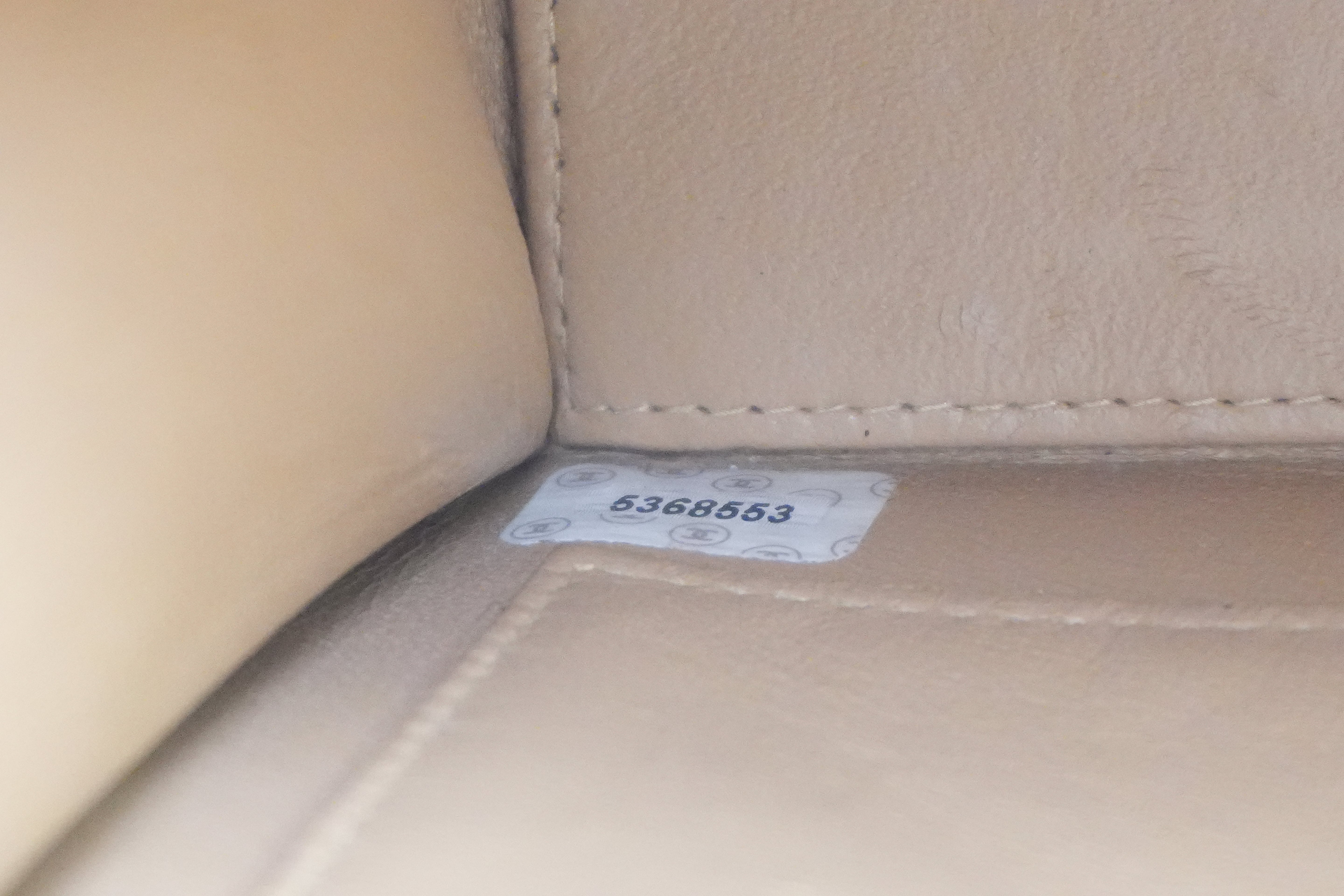 Pre-owned Chanel Lambskin Leather Tote Bag Beige