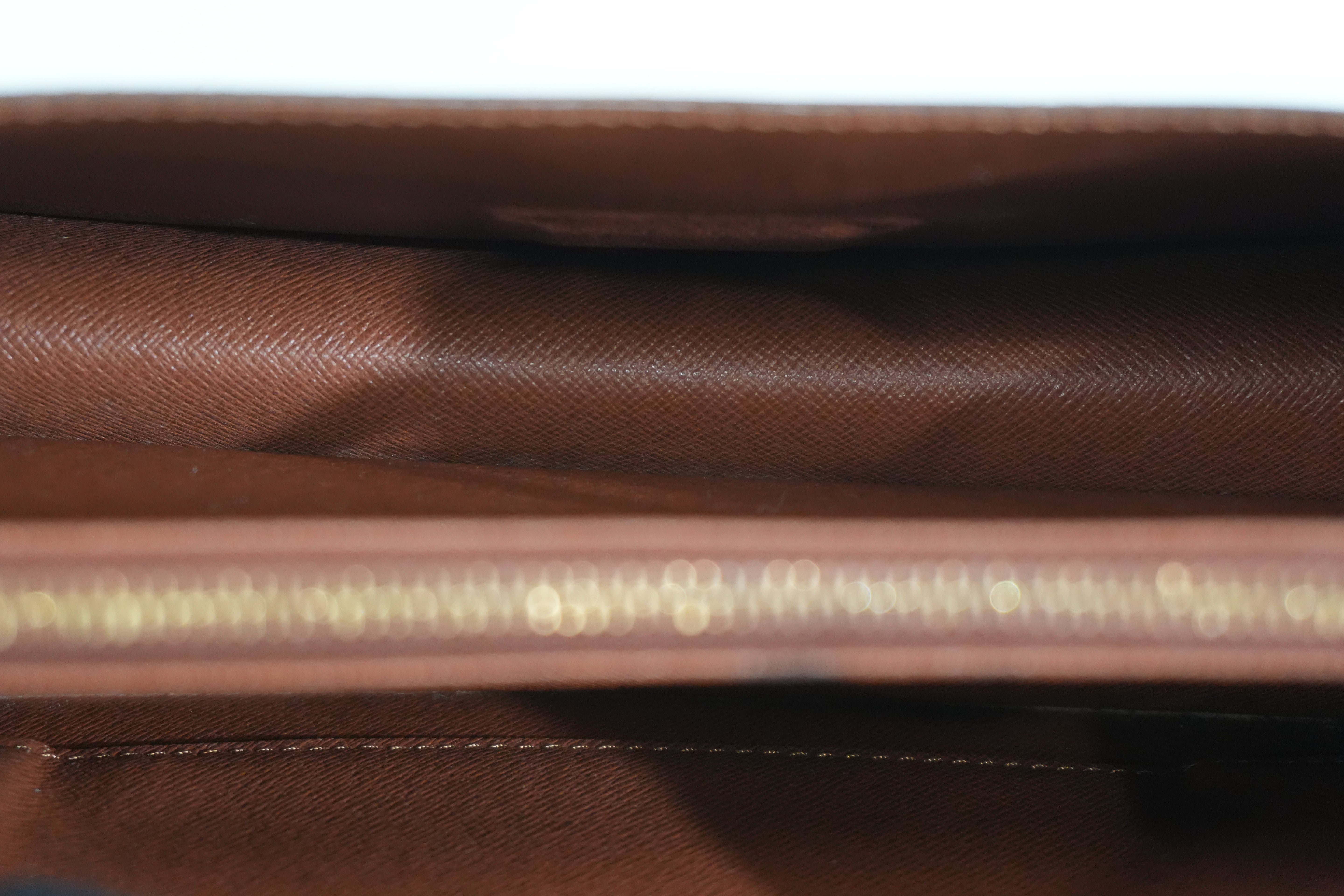 Pre-owned Louis Vuitton Epi Concorde Top Handle Handbag Kenya Brown