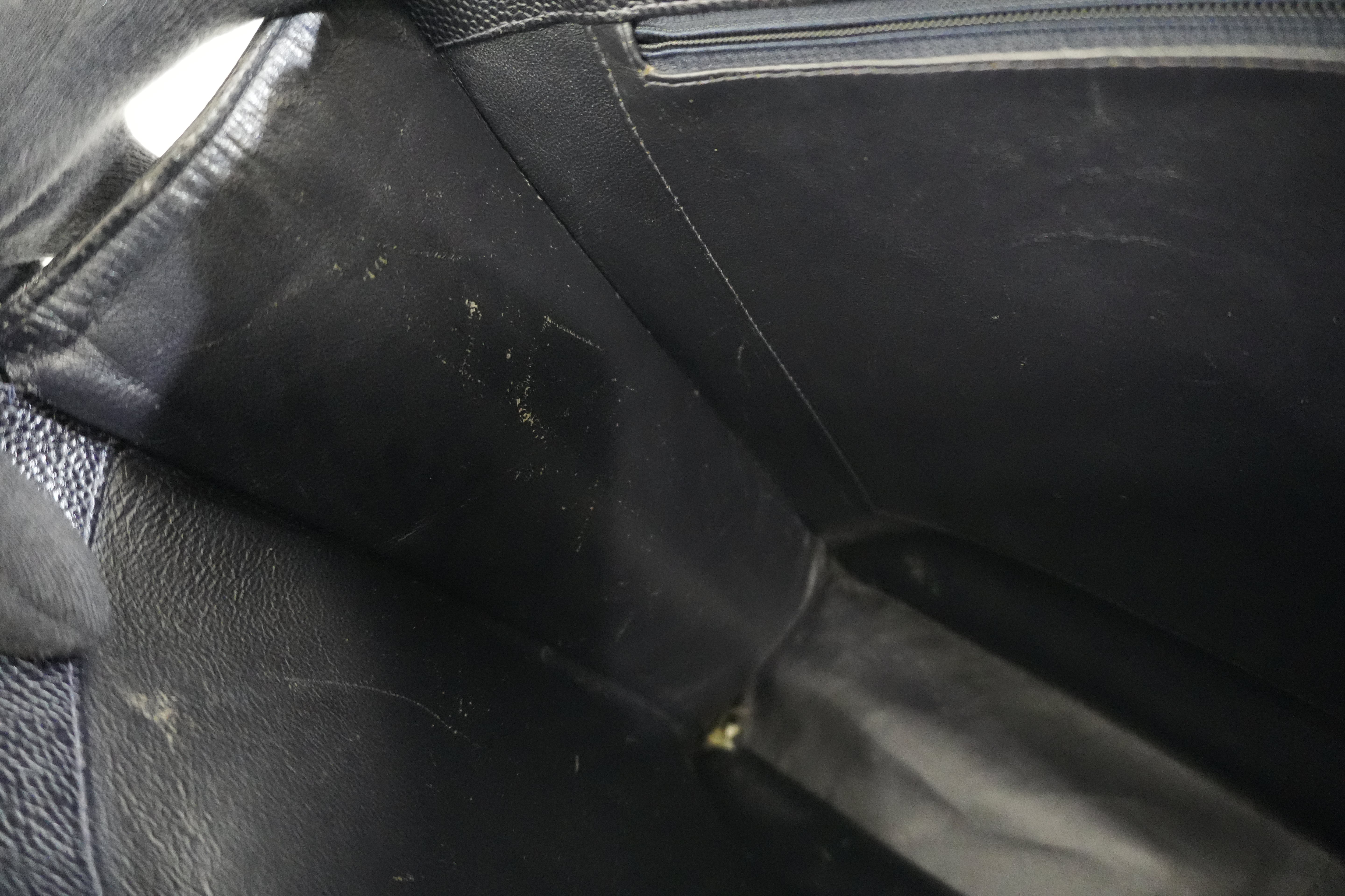 Pre-owned Chanel Caviar Skin Leather Tote Bag Black