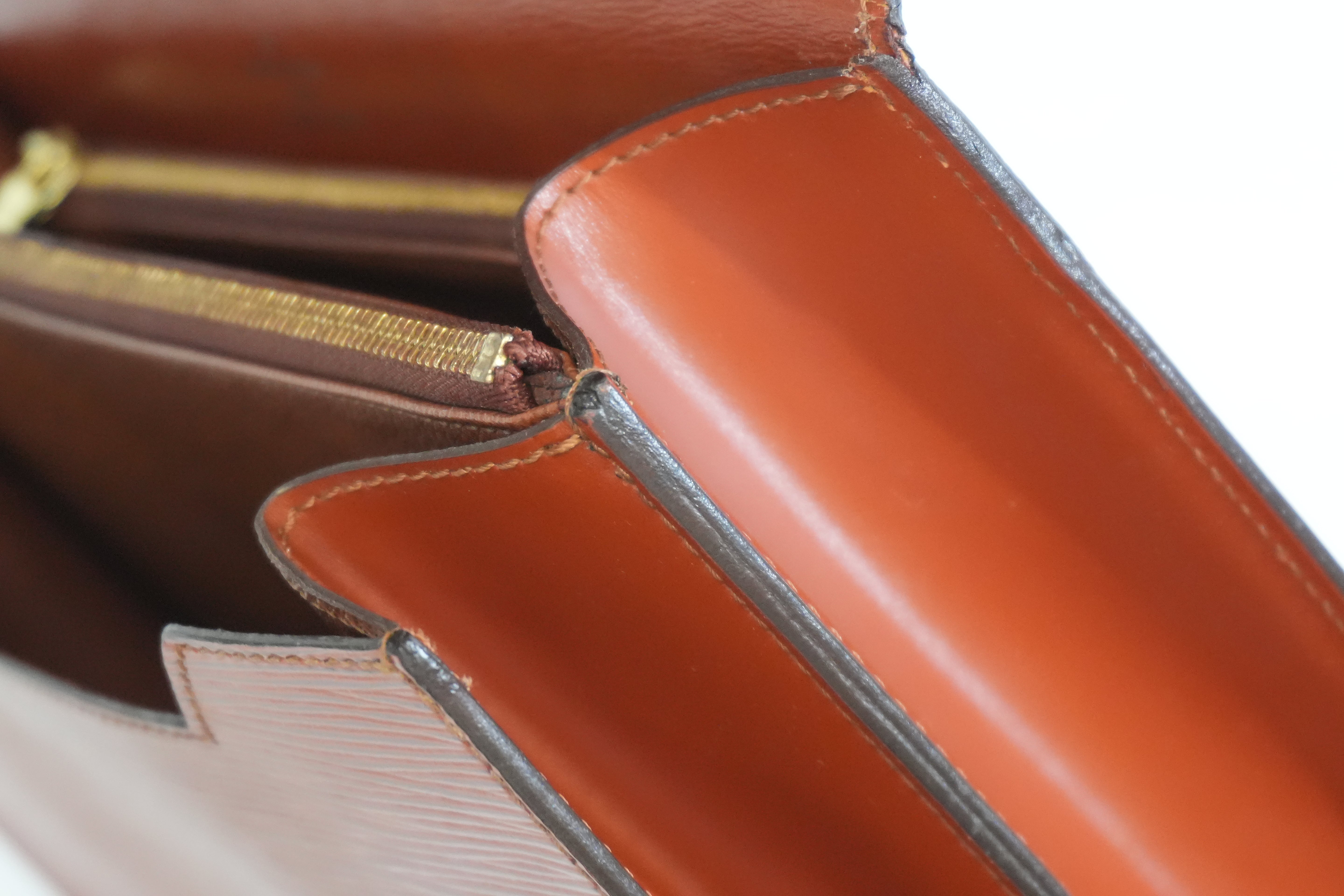 Pre-owned Louis Vuitton Epi Concorde Top Handle Handbag Kenya Brown