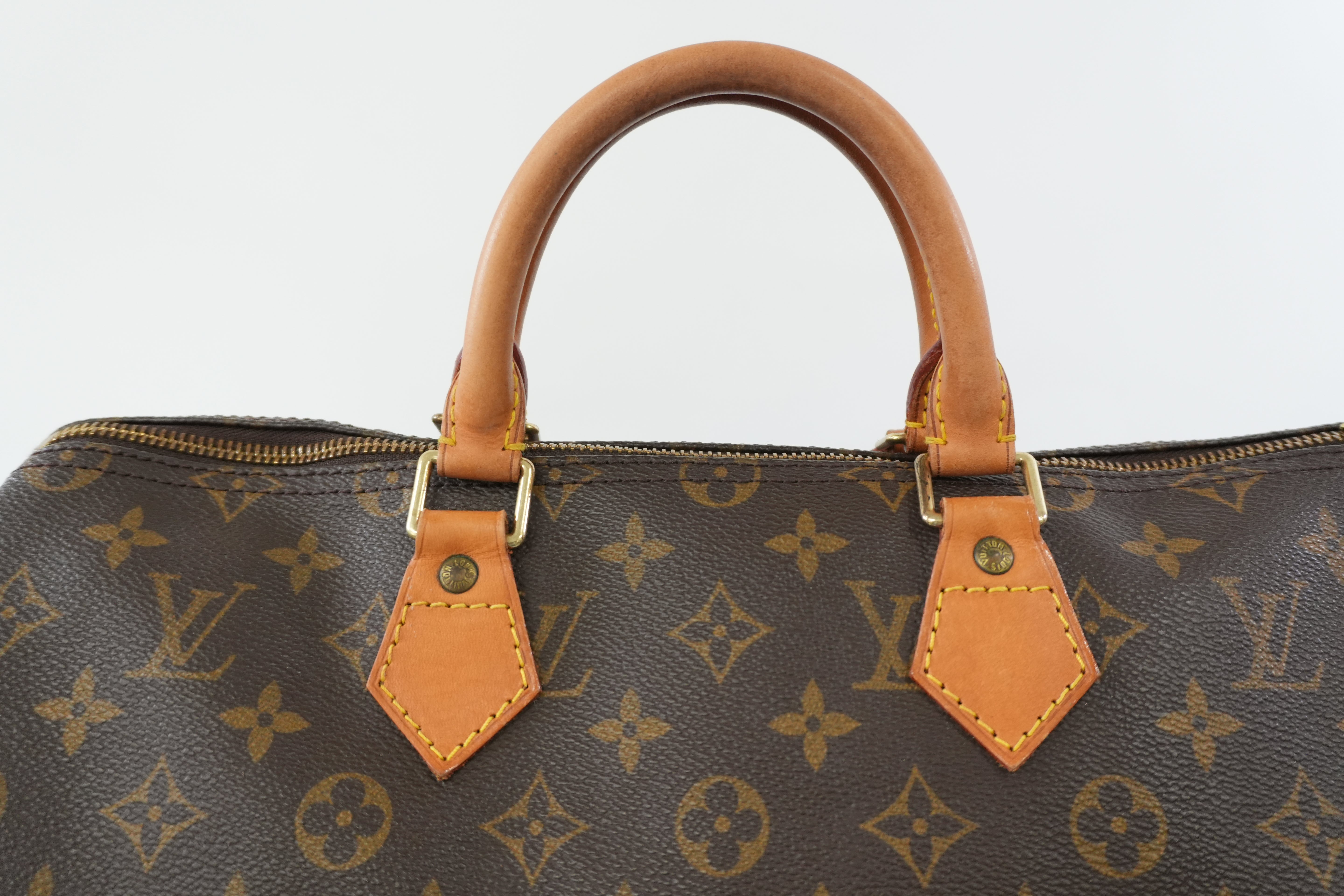 Pre-owned Louis Vuitton Monogram Speedy 35 Handbag