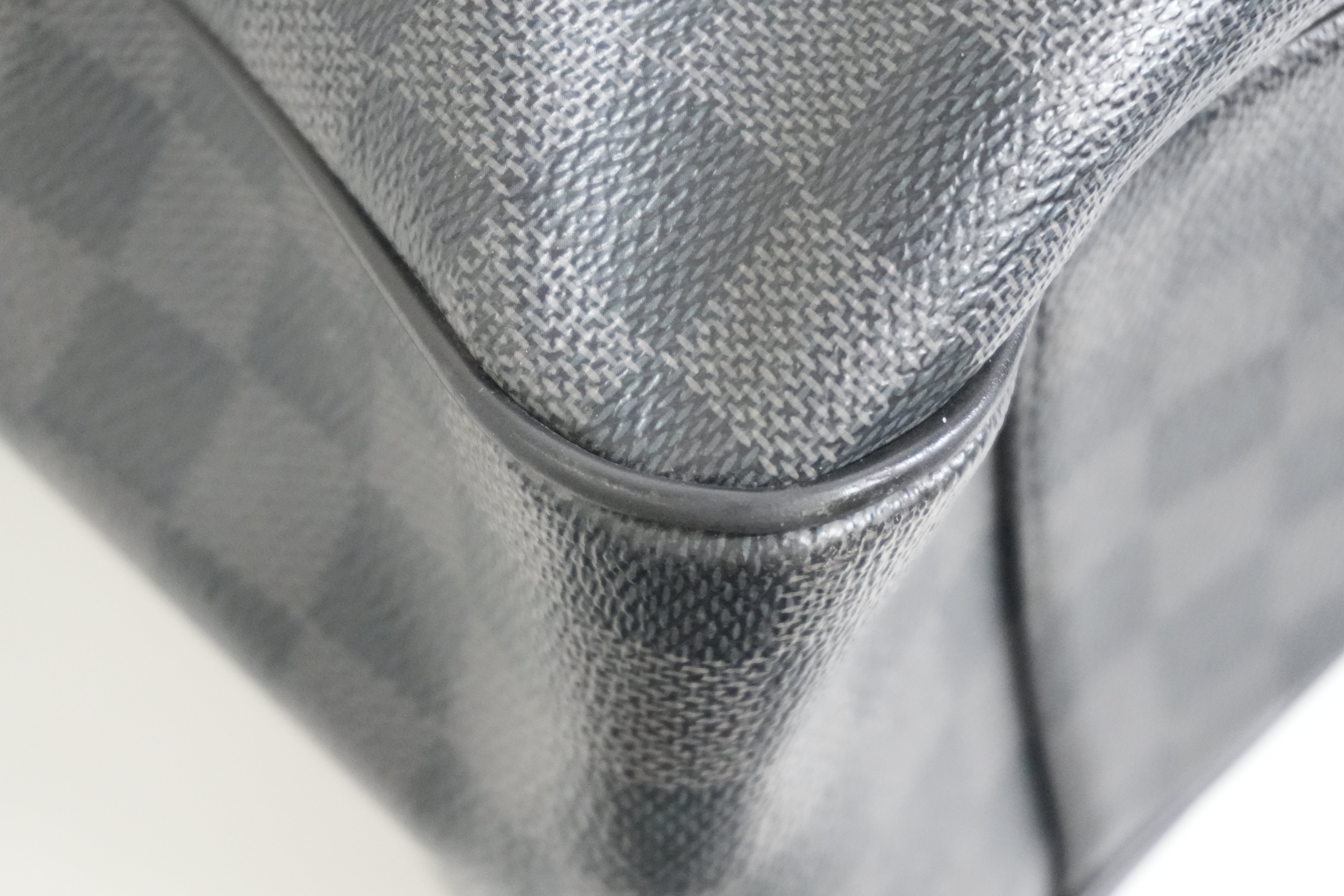 Pre-owned Louis Vuitton Damier Graphite Tadao Shoulder Tote Bag