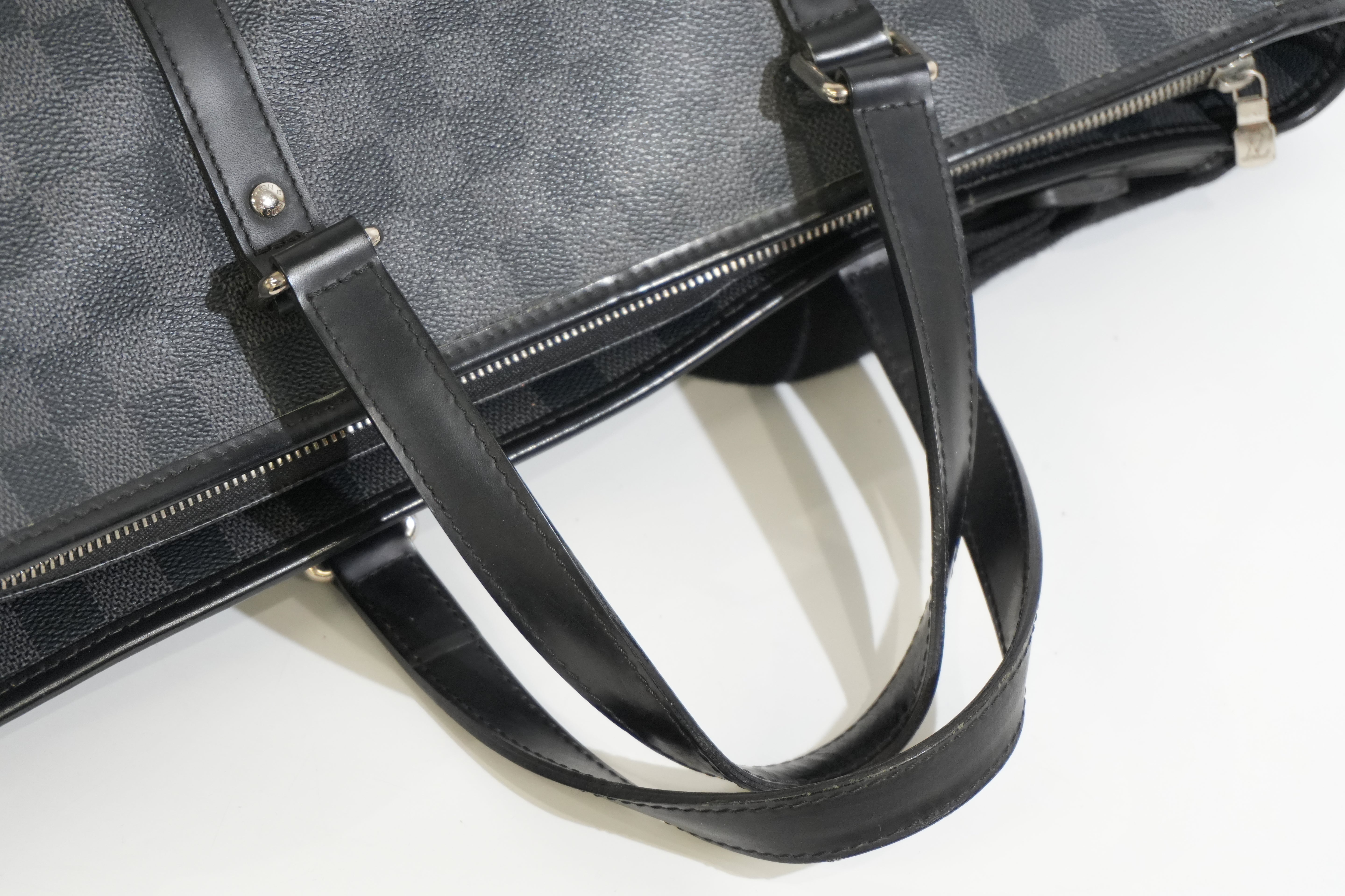 Pre-owned Louis Vuitton Damier Graphite Tadao Shoulder Tote Bag