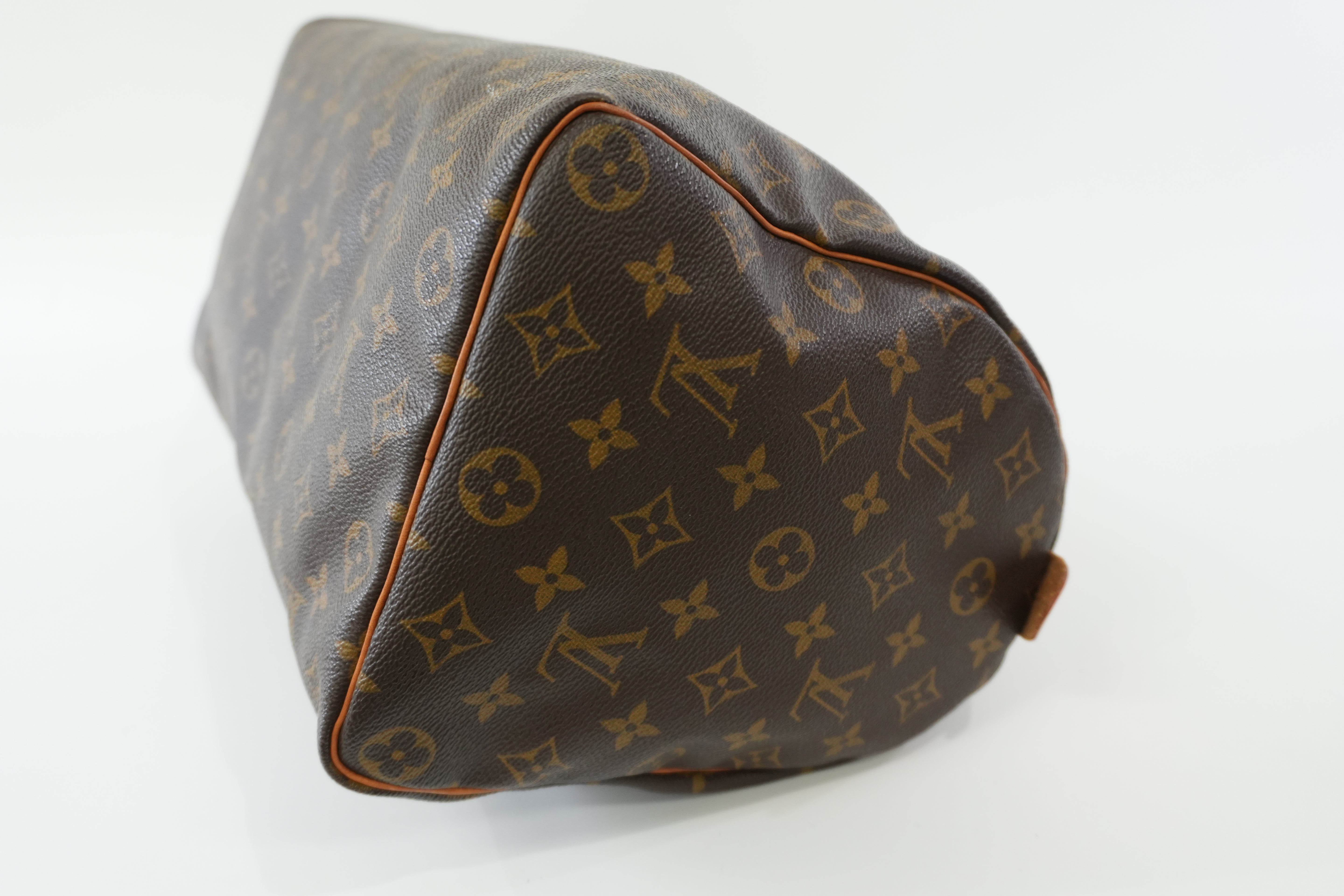 Pre-owned Louis Vuitton Monogram Speedy 35 Handbag