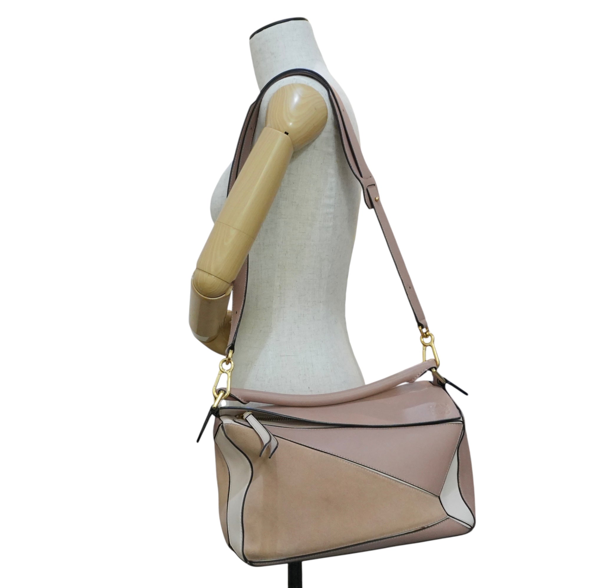 Pre-owned Loewe Medium Puzzle Shoulder Bag Pink