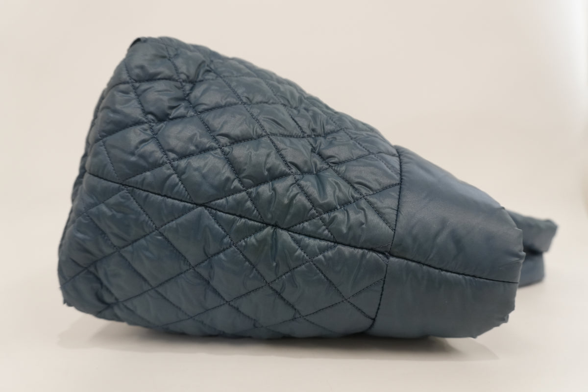 Pre-Owned Chanel Coco Cocoon Tote Bag Blue