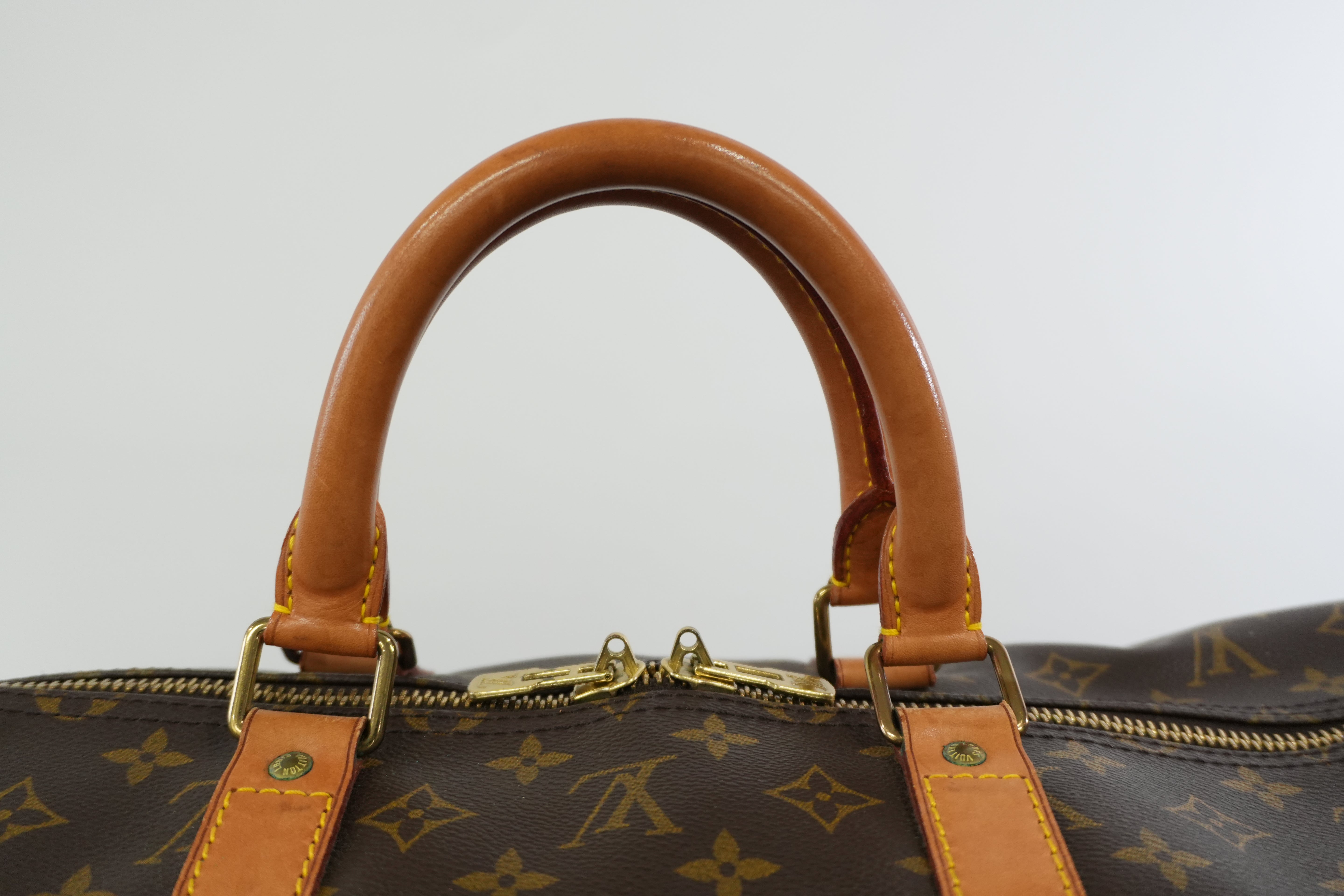 Pre-owned Louis Vuitton Monogram Keepall 55 Bandouliere