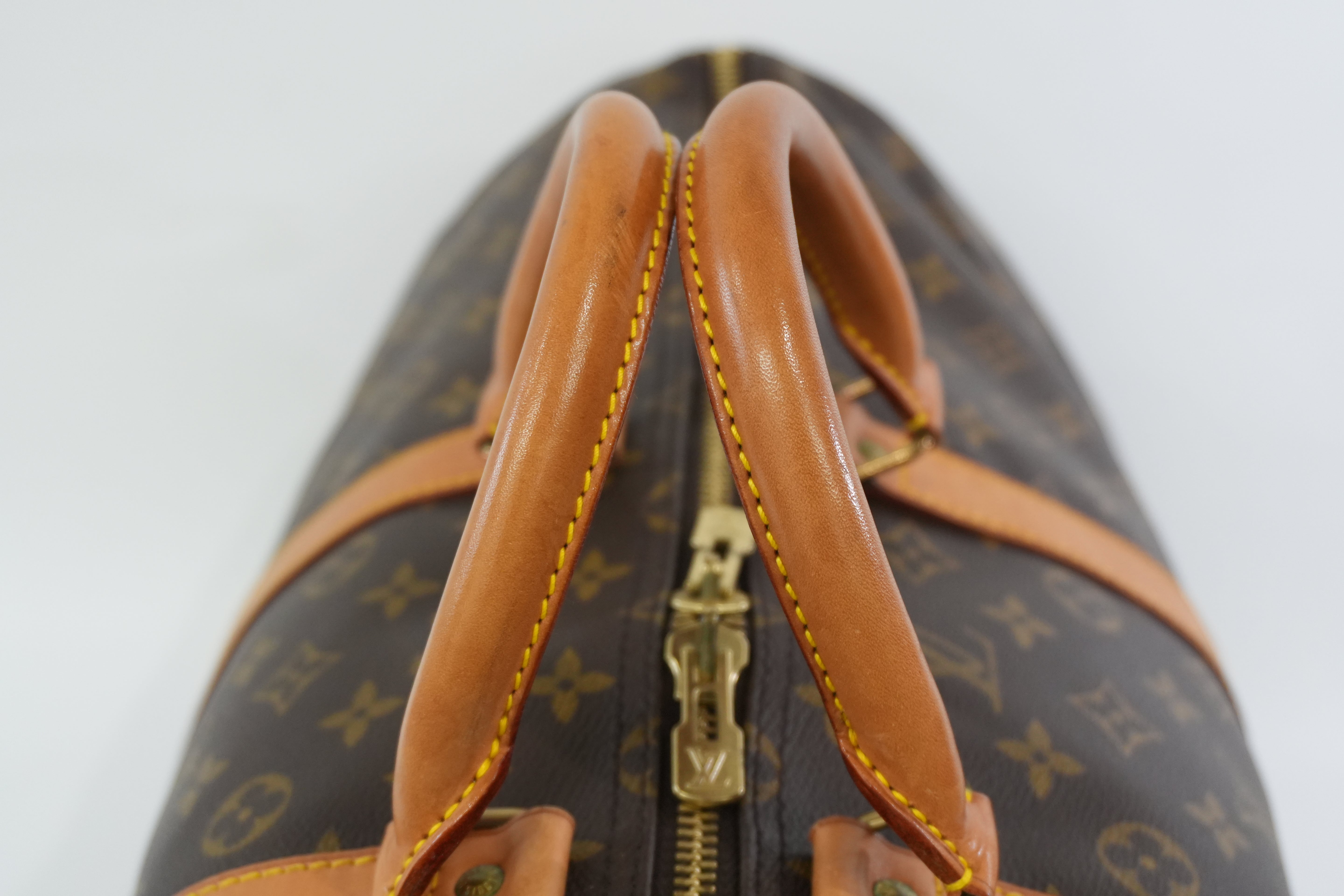 Pre-owned Louis Vuitton Monogram Keepall 55 Bandouliere