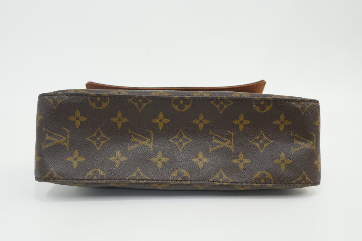 Pre-Owned Louis Vuitton Mini Looping Shoulder Bag