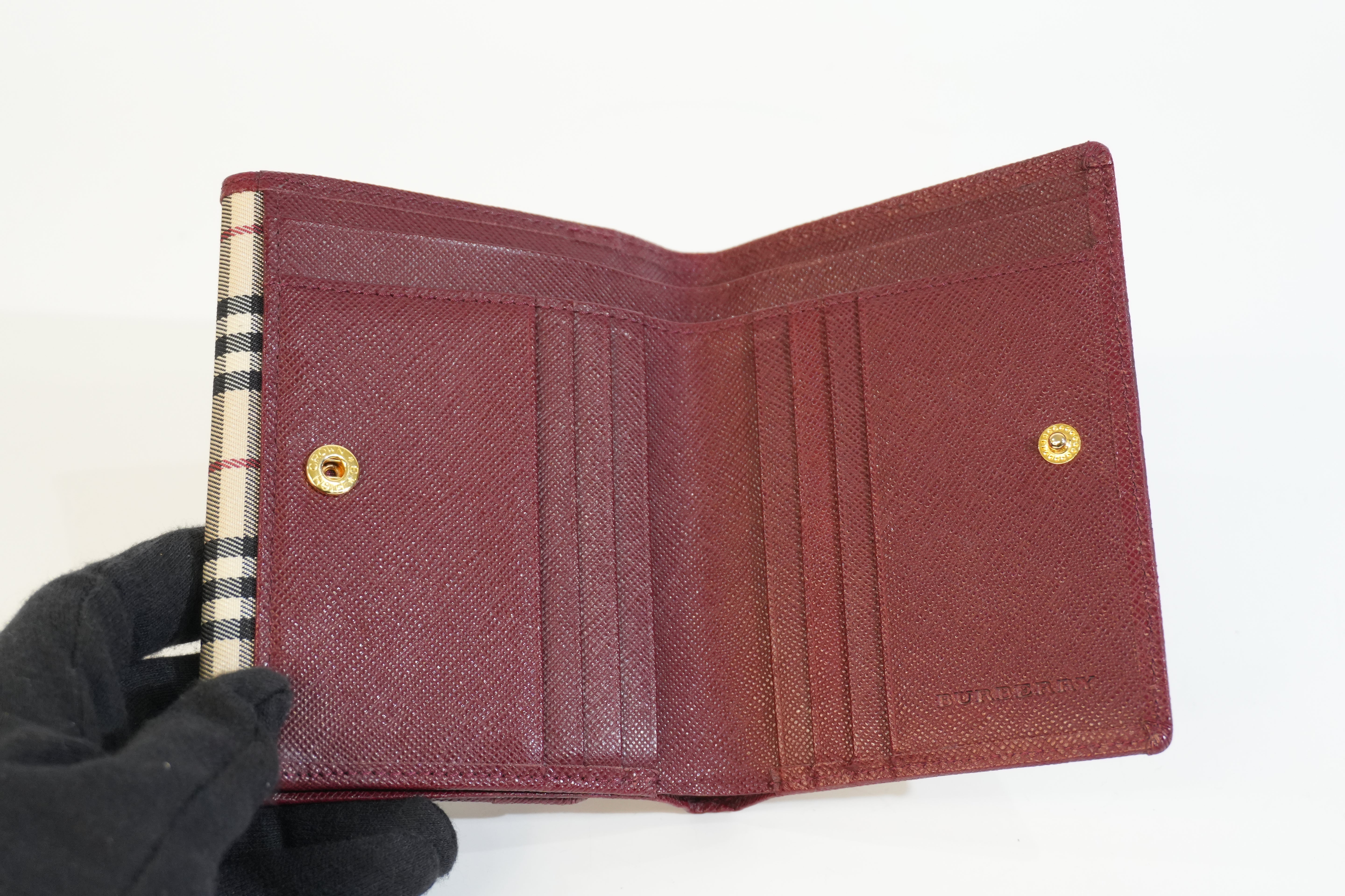 Pre-owned Burberry Nova Check Compact Wallet Beige and Red