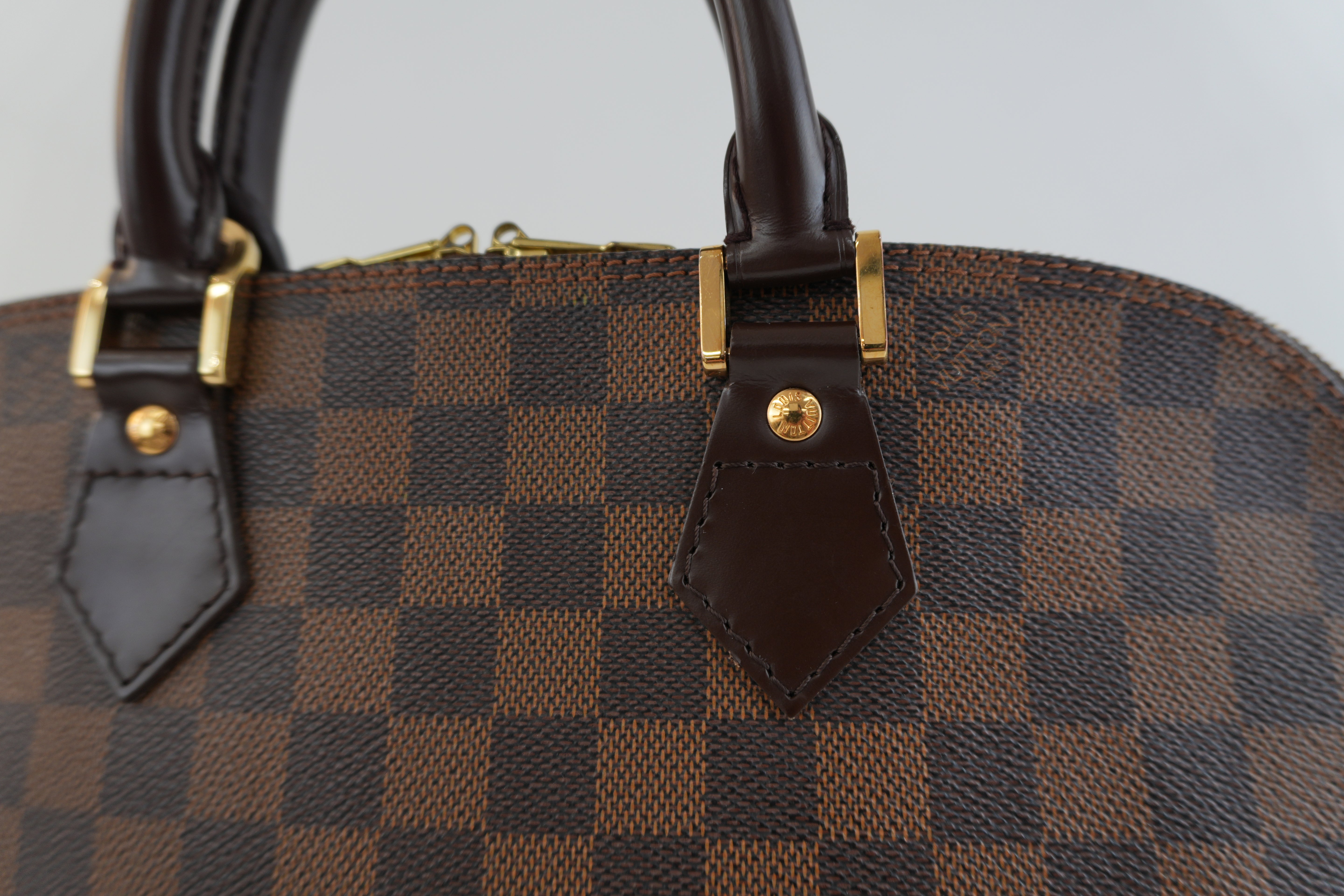 Louis Vuitton Damier Ebene Alma Handbag Used