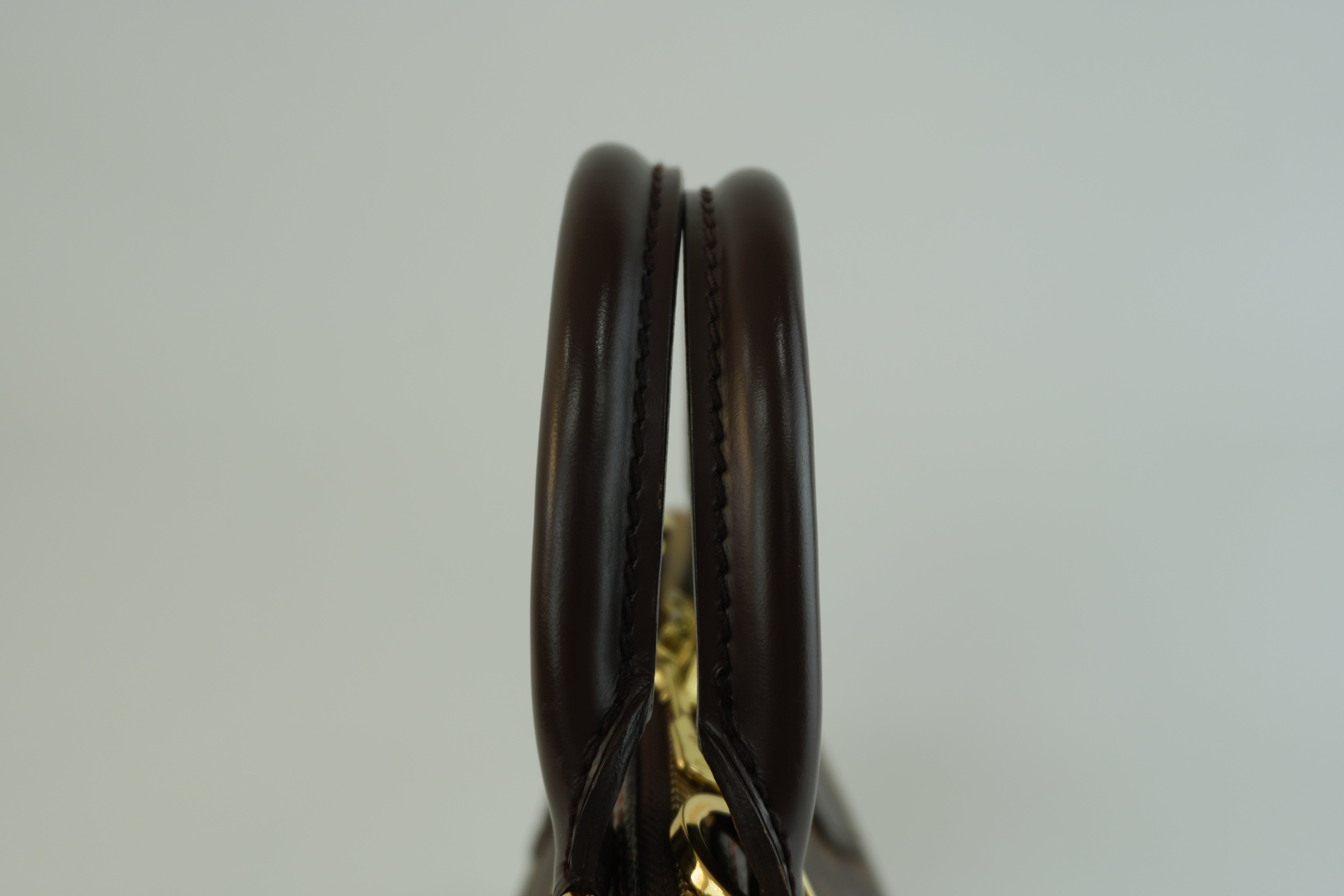 Louis Vuitton Damier Ebene Alma Handbag Used