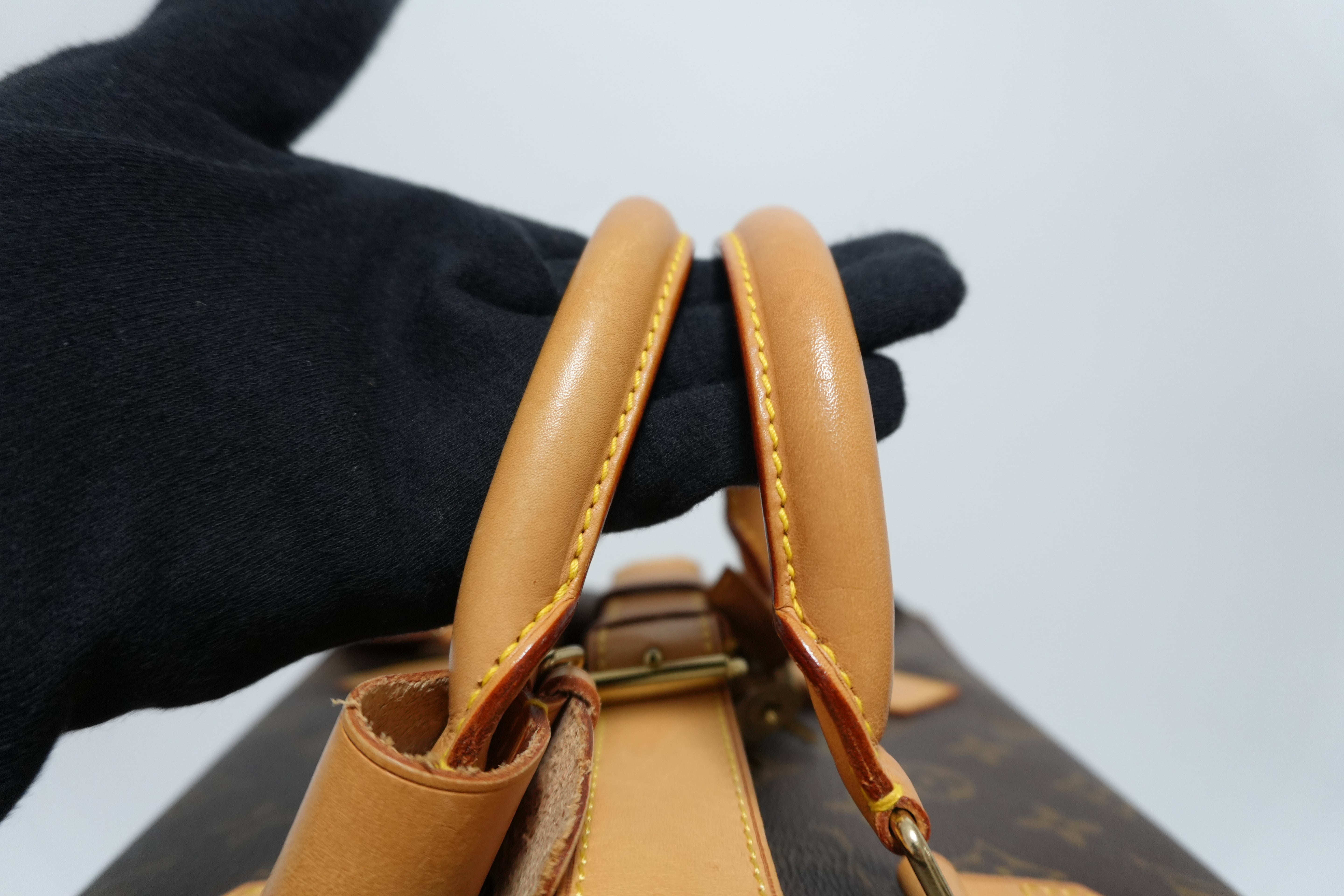 Pre-Owned Gucci Horsebit Vertical Crossbody Bag Black
