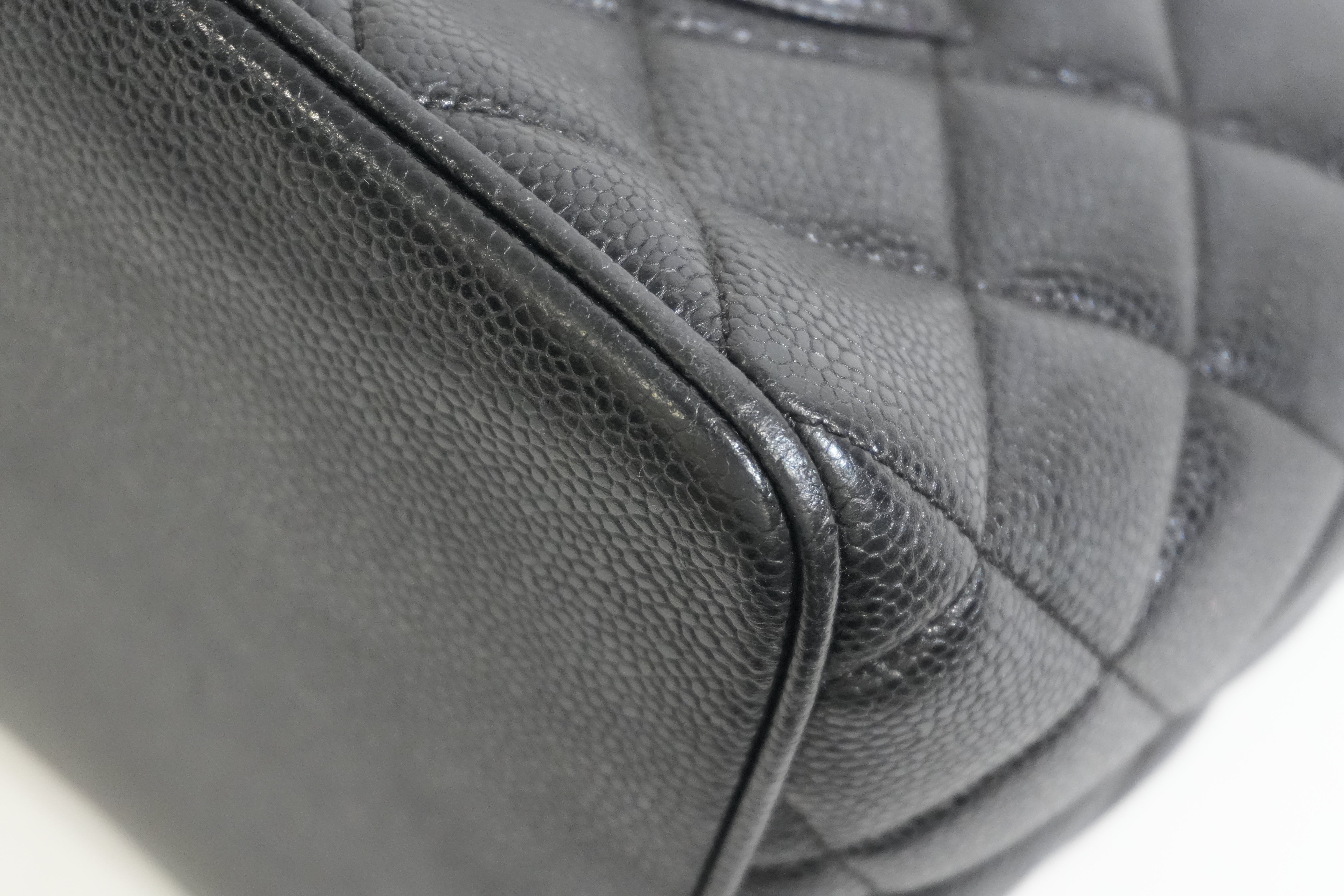 Pre-owned Chanel Caviar Skin Chanel Medallion Handbag Black