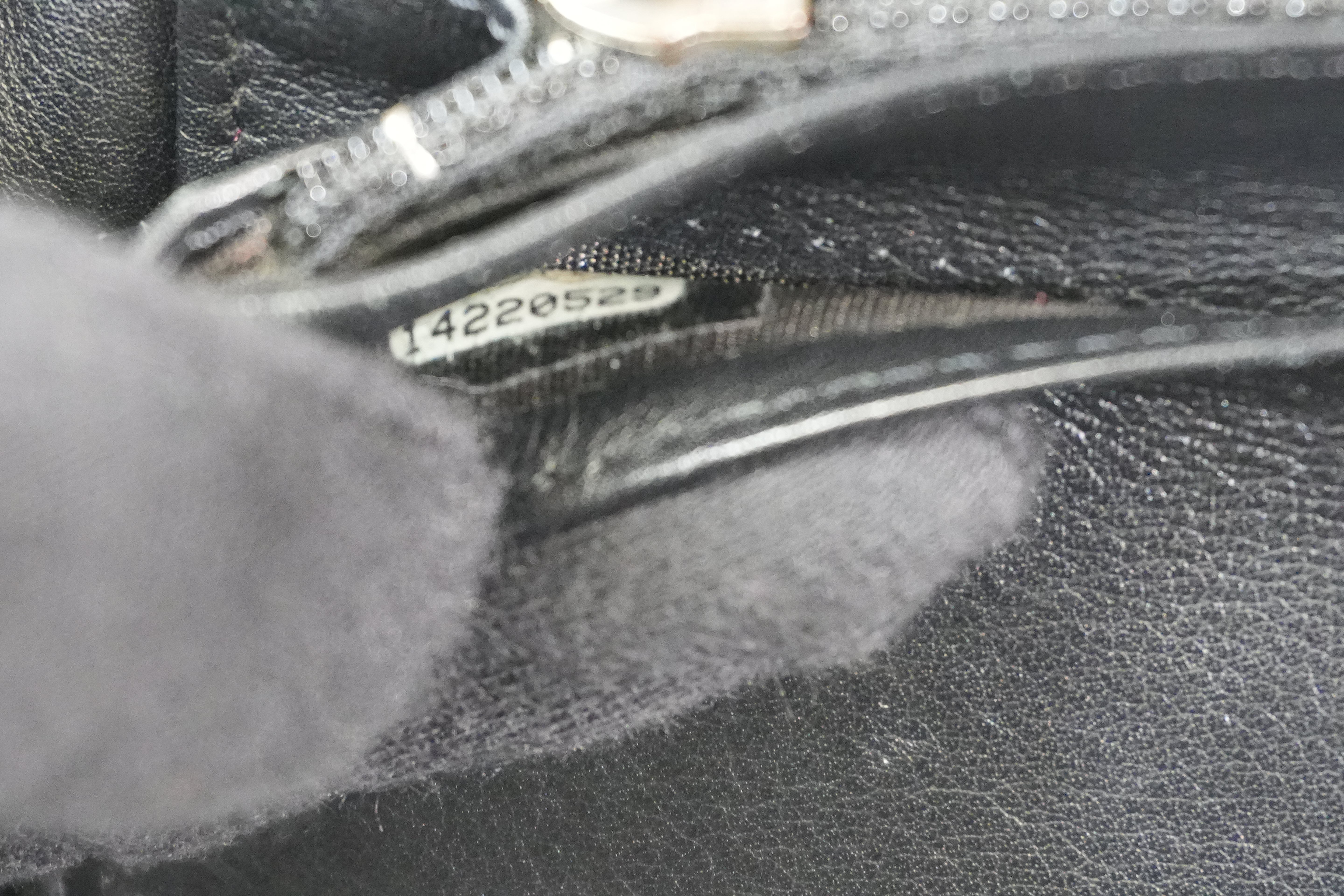 Pre-owned Chanel Patent Long Wallet Black