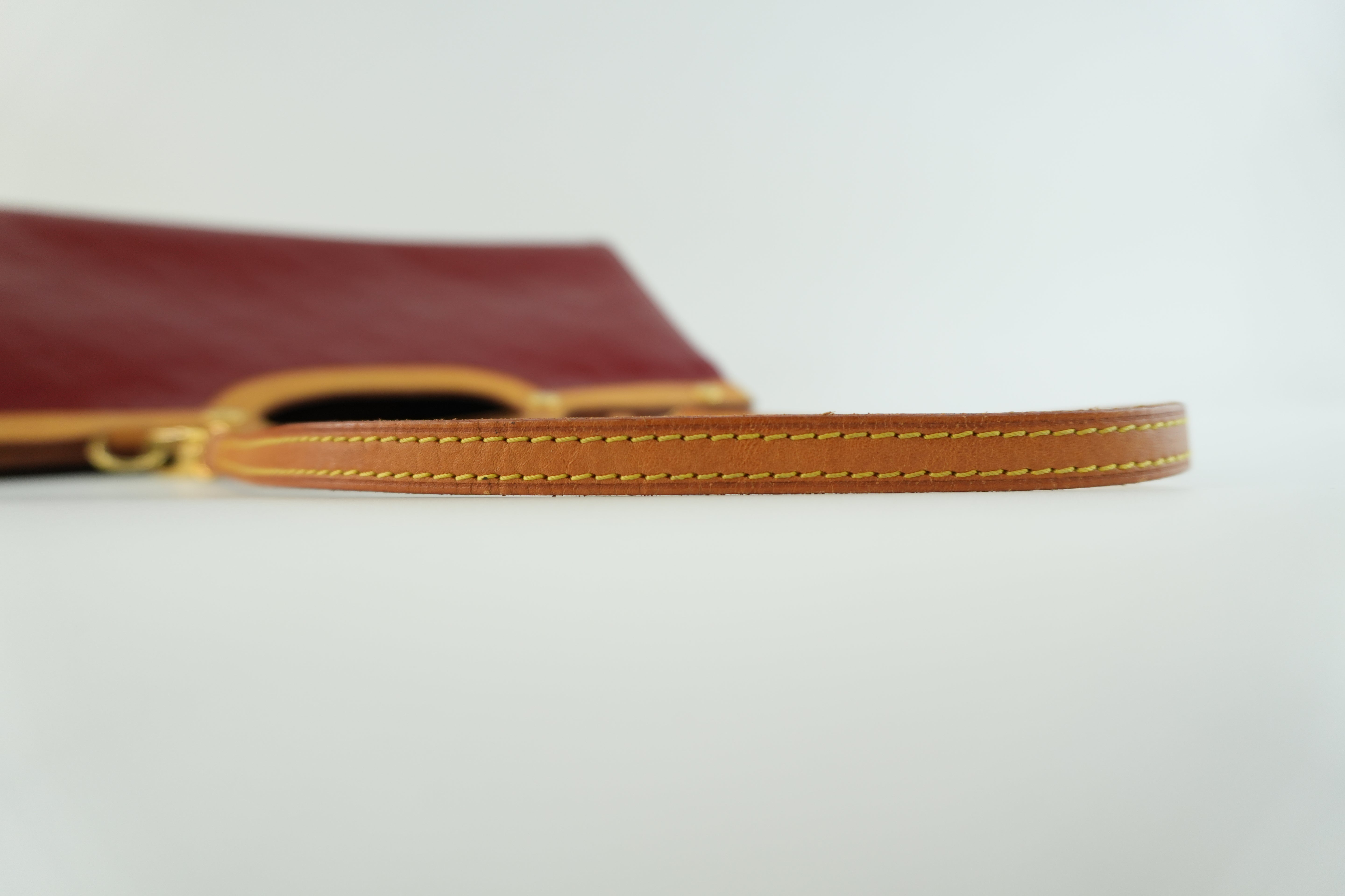 Louis Vuitton Roxbury Vernis Two Way Shoulder Bag Red Used