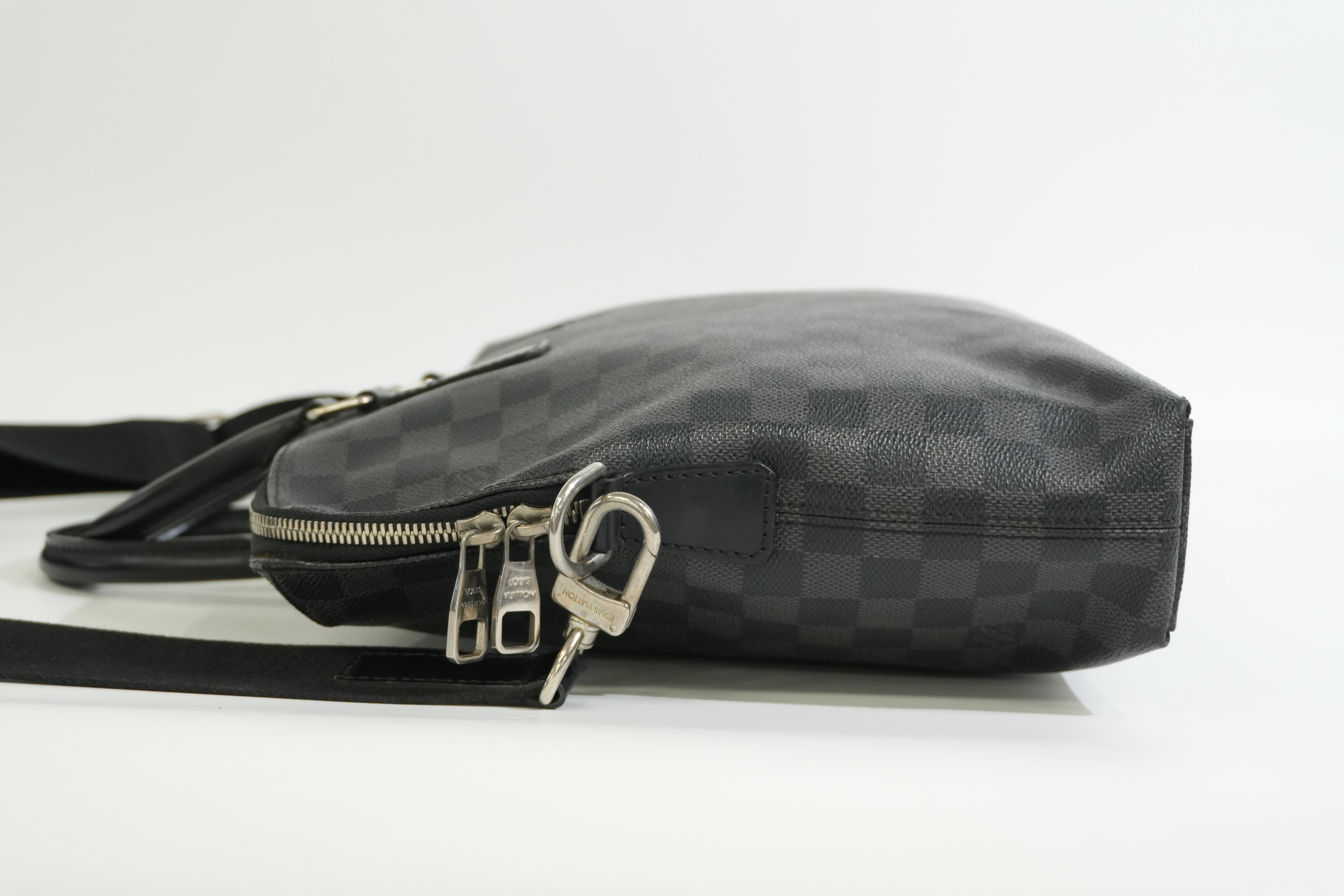 Pre-owned Louis Vuitton Damier Graphite Porte Documents Jour Messenger Bag