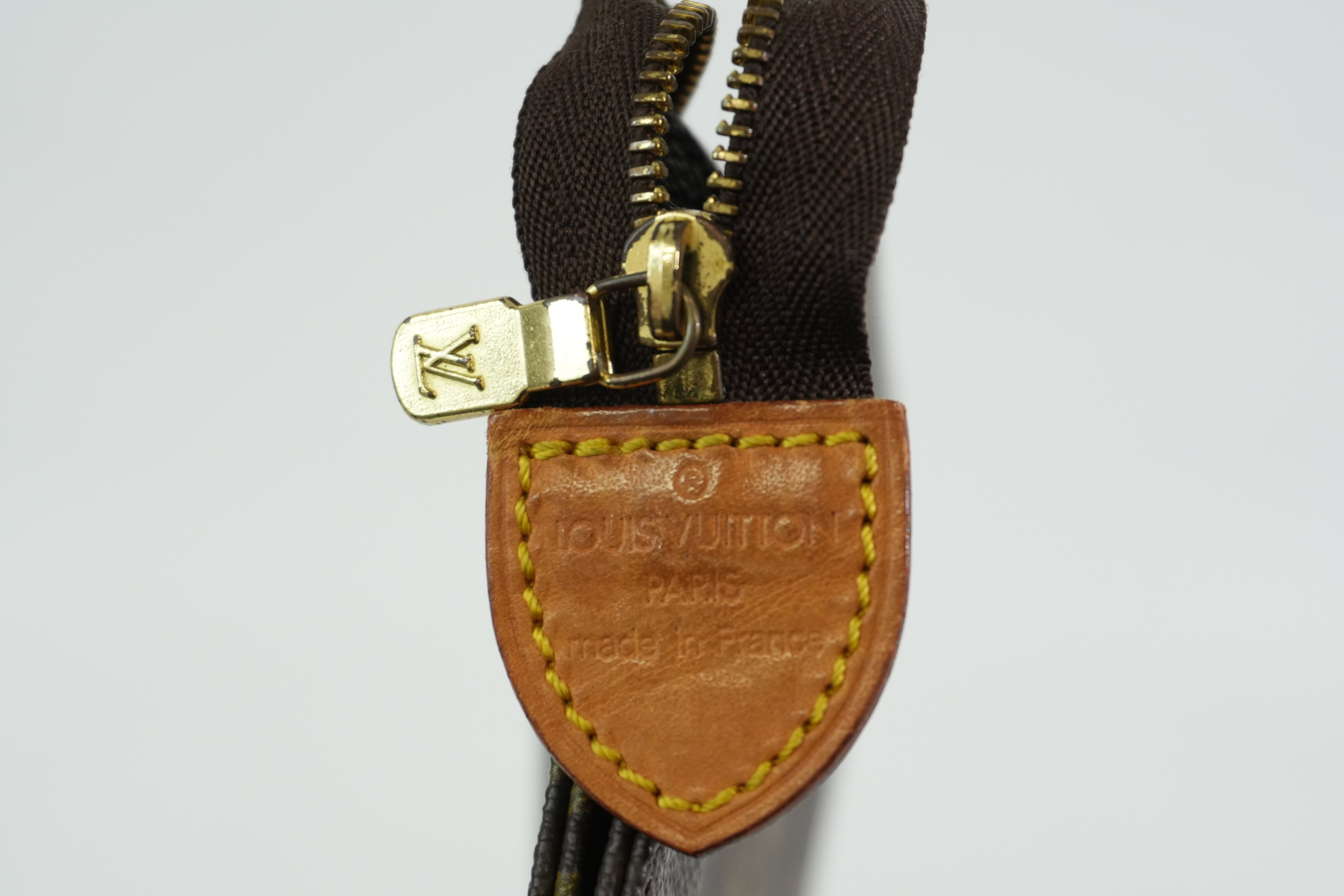 Pre-owned Louis Vuitton Monogram Toiletry 26 Pouch