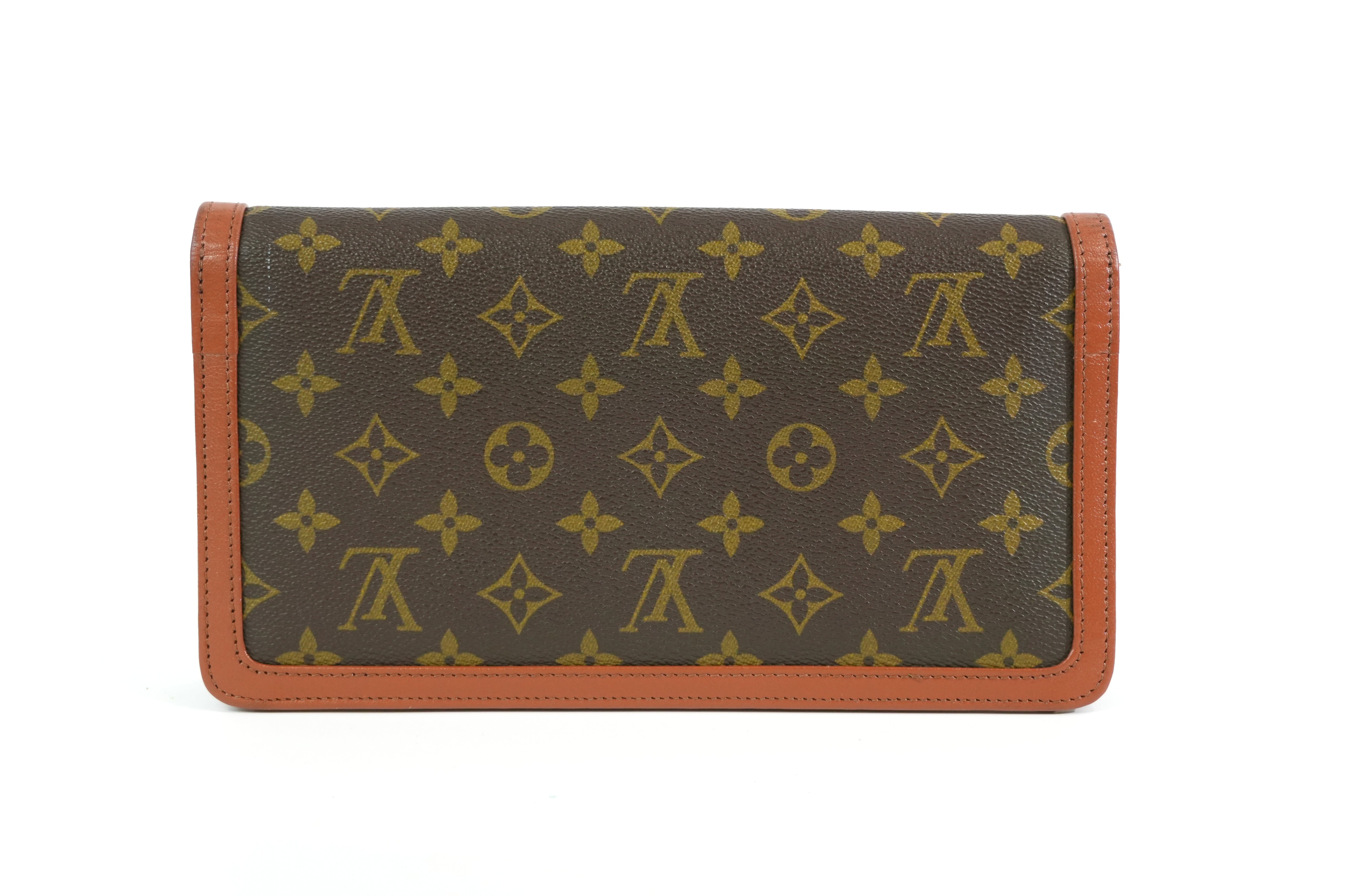 Pre-owned Louis Vuitton Monogram Dome Clutch Bag