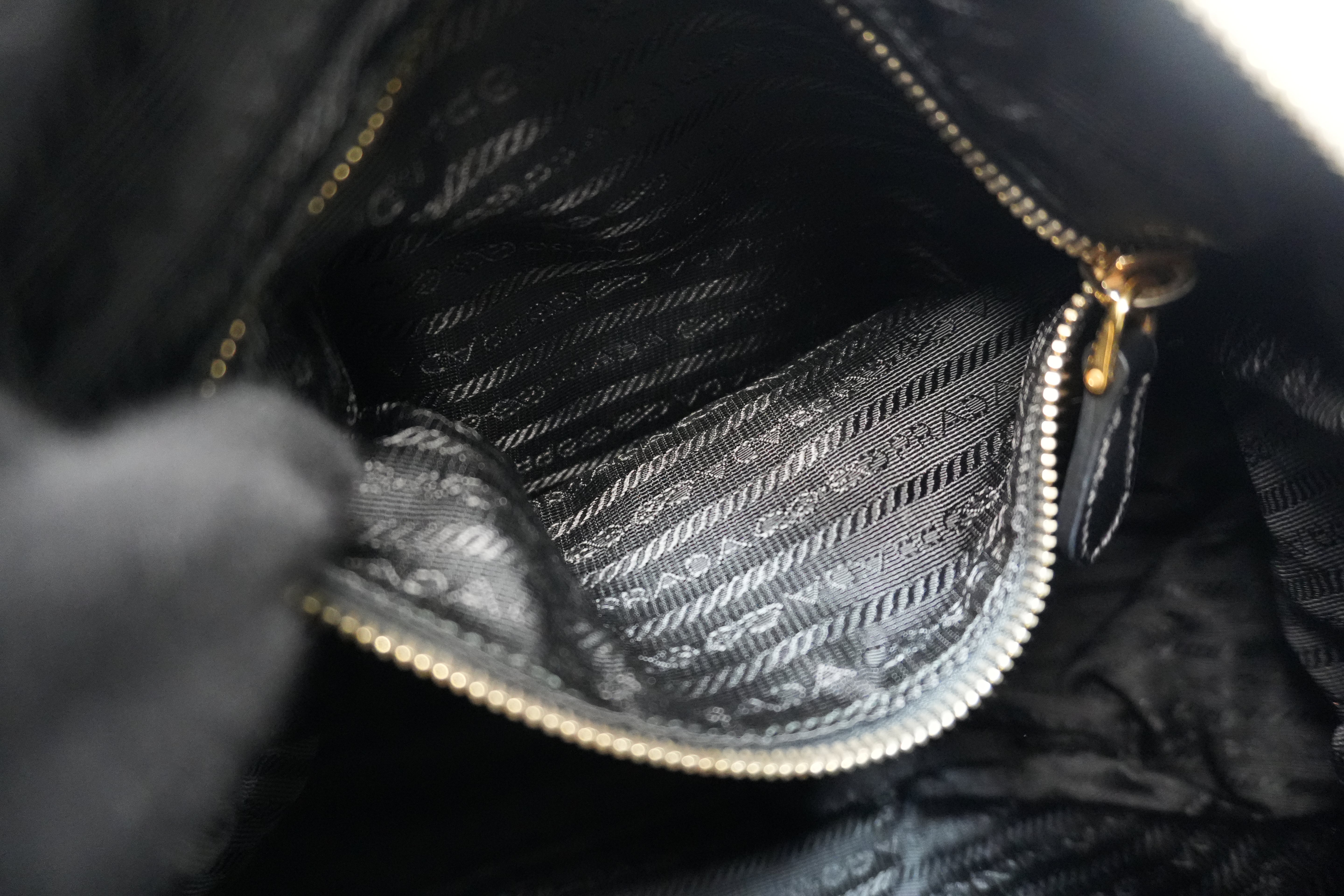 Borsa a tracolla Prada usata