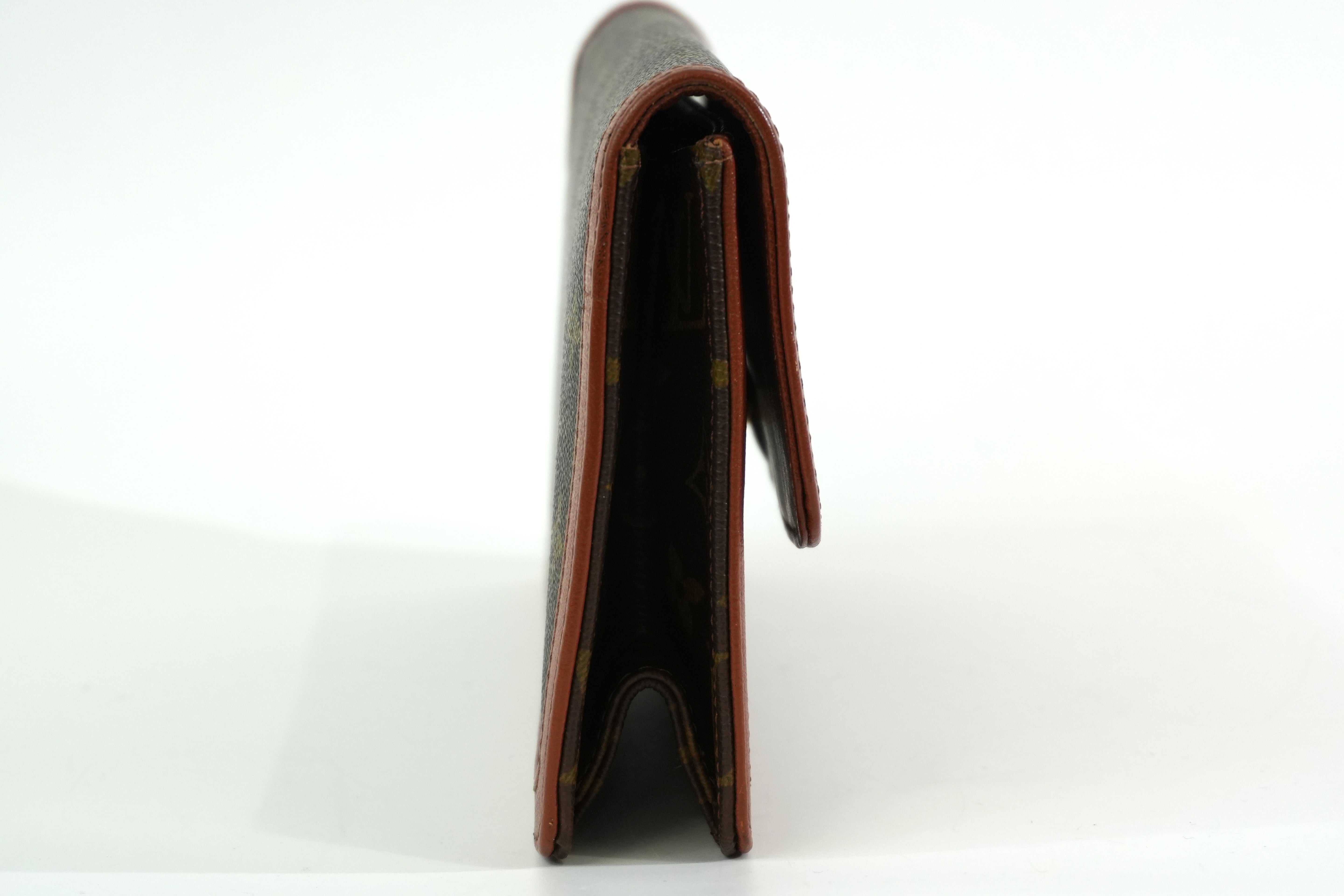 Pre-owned Louis Vuitton Monogram Dome Clutch Bag