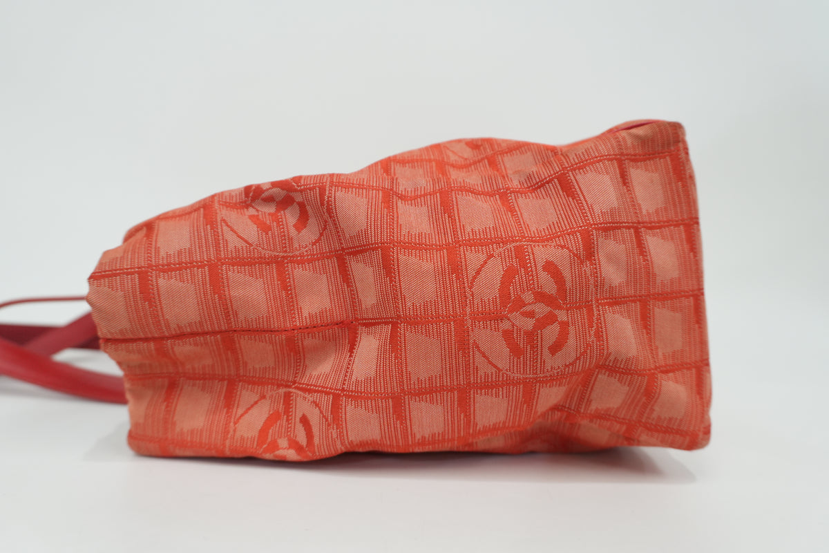 Pre-Owned Chanel New Travel Line MM Orange