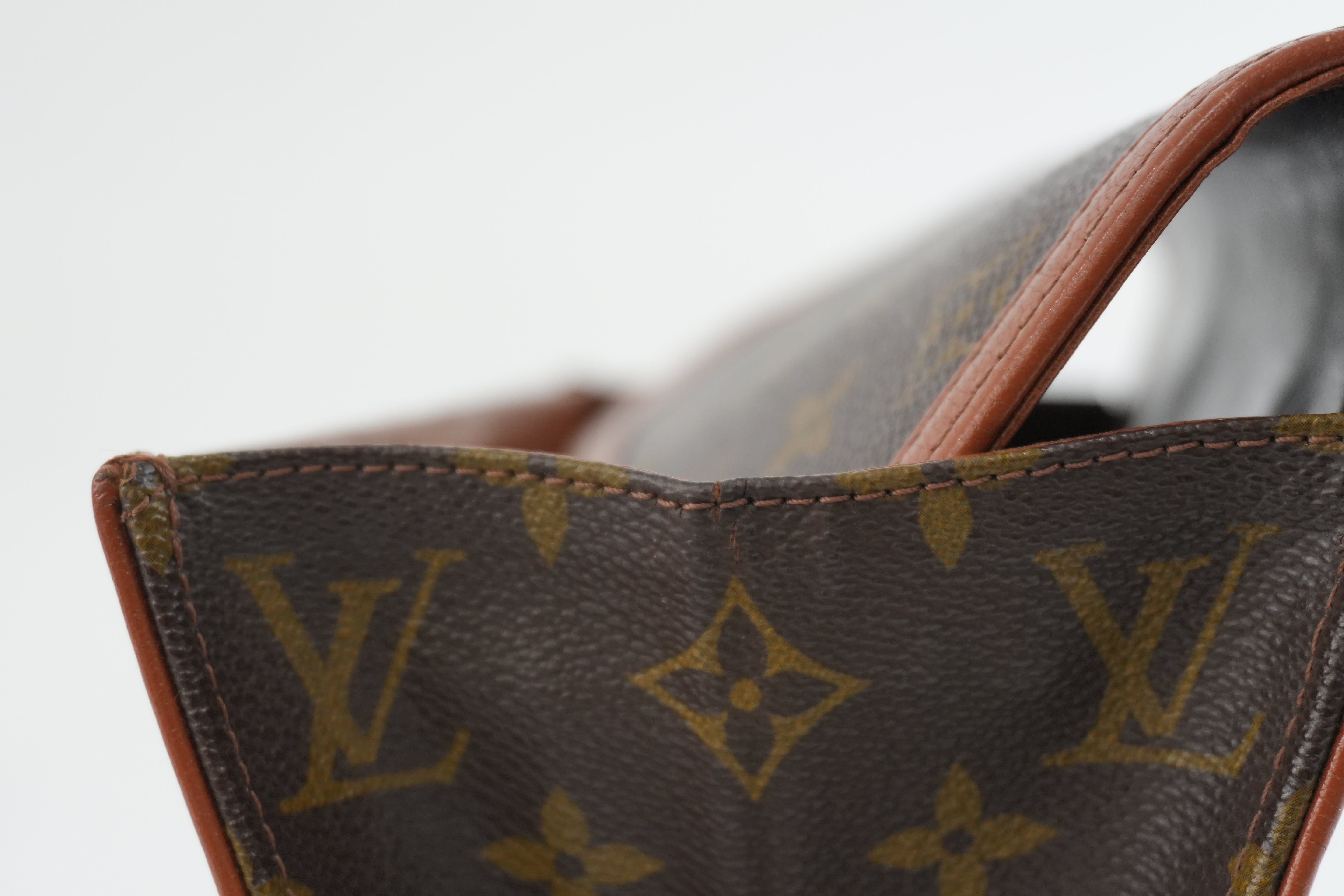 Louis Vuitton Monogram Pochette Dame GM Used