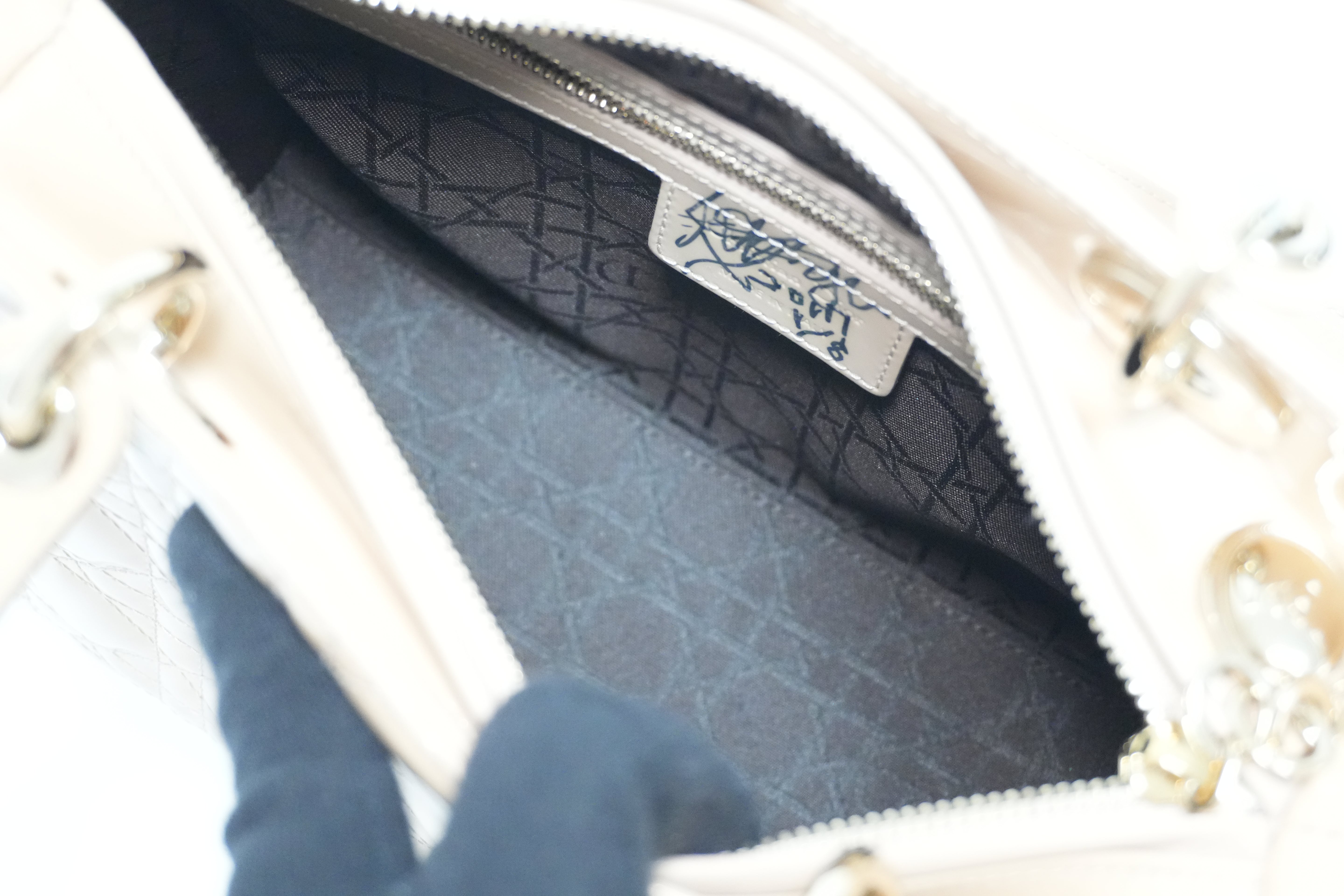 Pre-Owned Chanel New Travel Line MM Orange