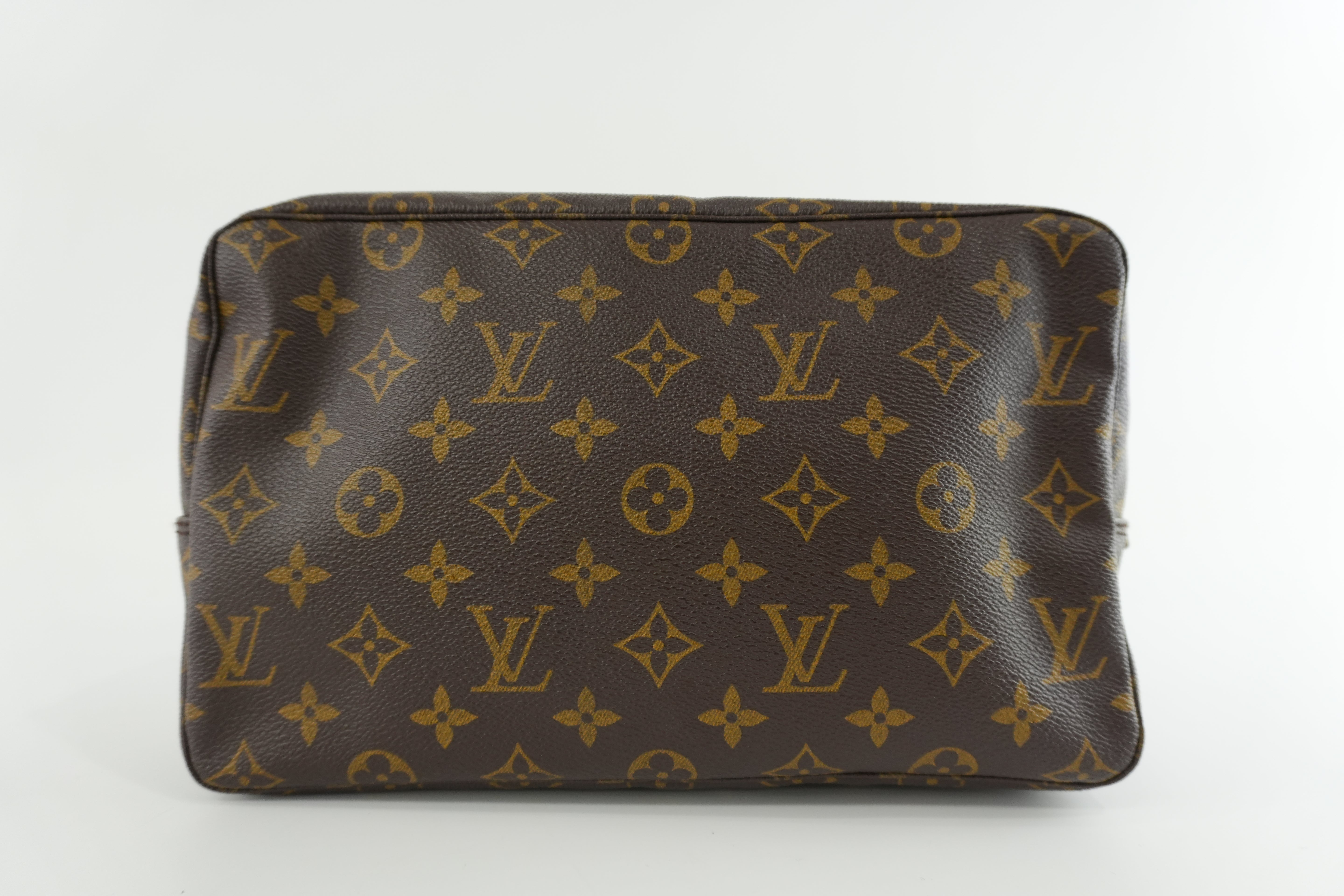 Louis Vuitton Monogram Trousse 28 Used