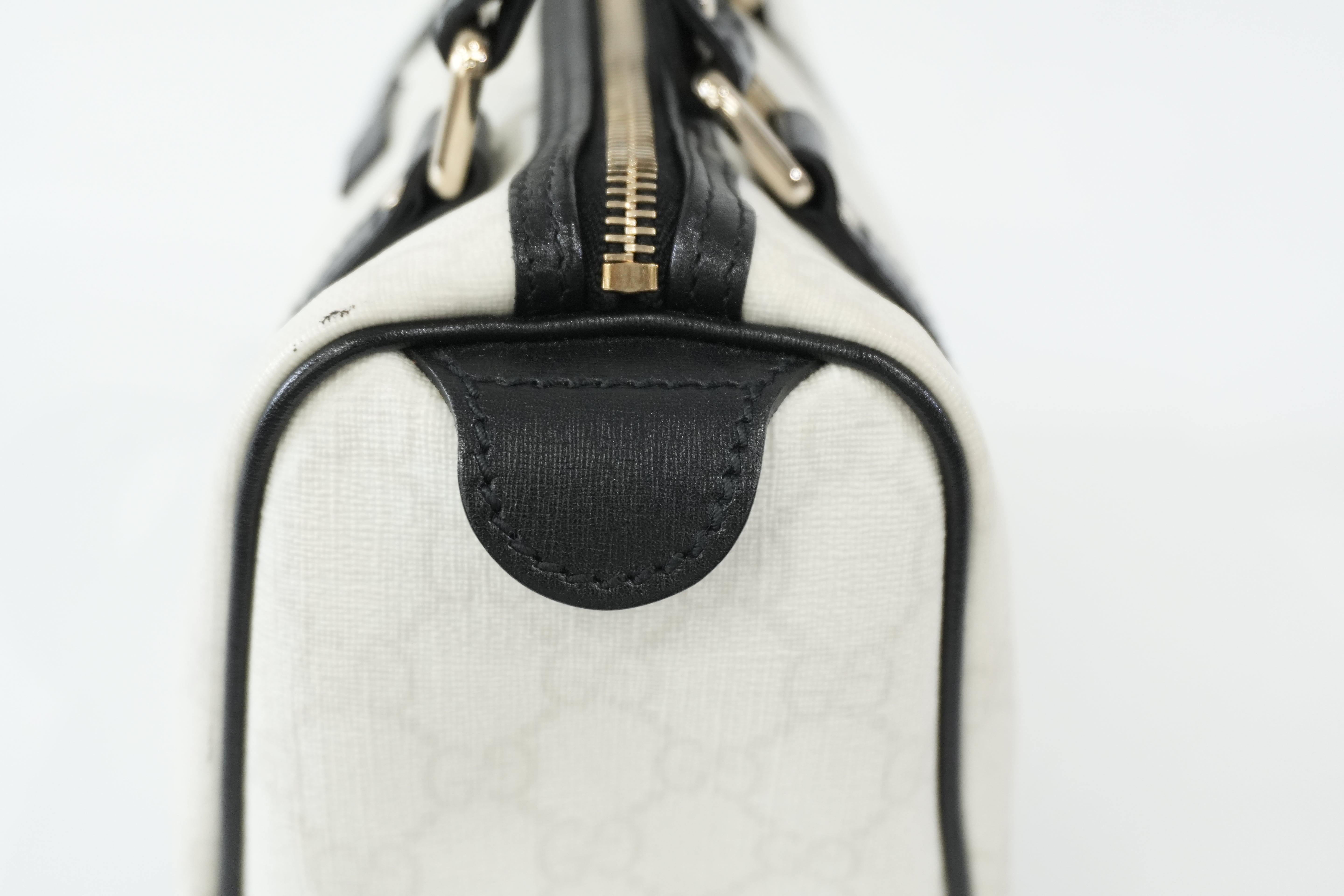 Pre-owned Gucci Canvas GG Supreme Boston Handbag White