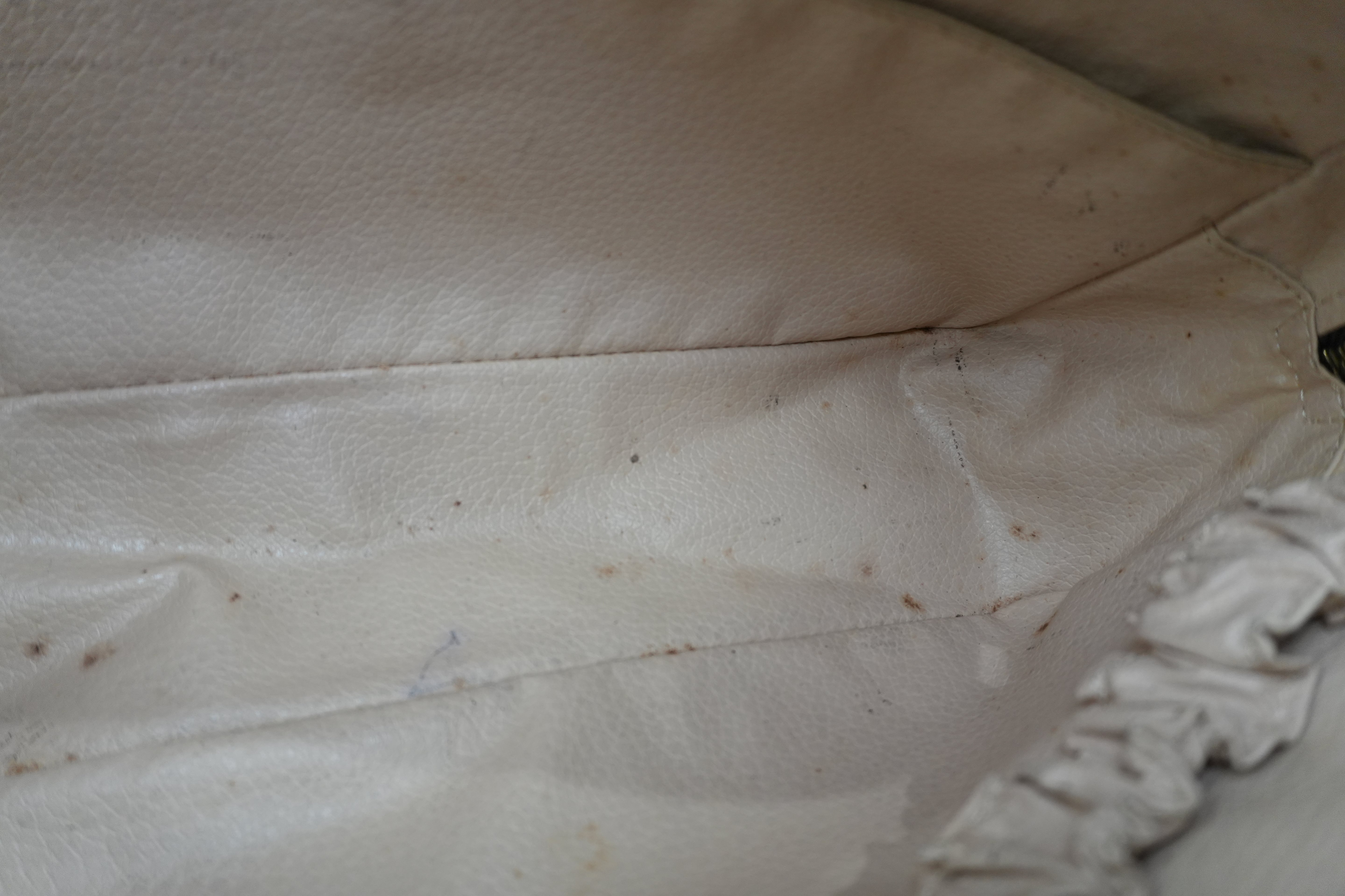 Louis Vuitton Monogram Trousse 28 Used