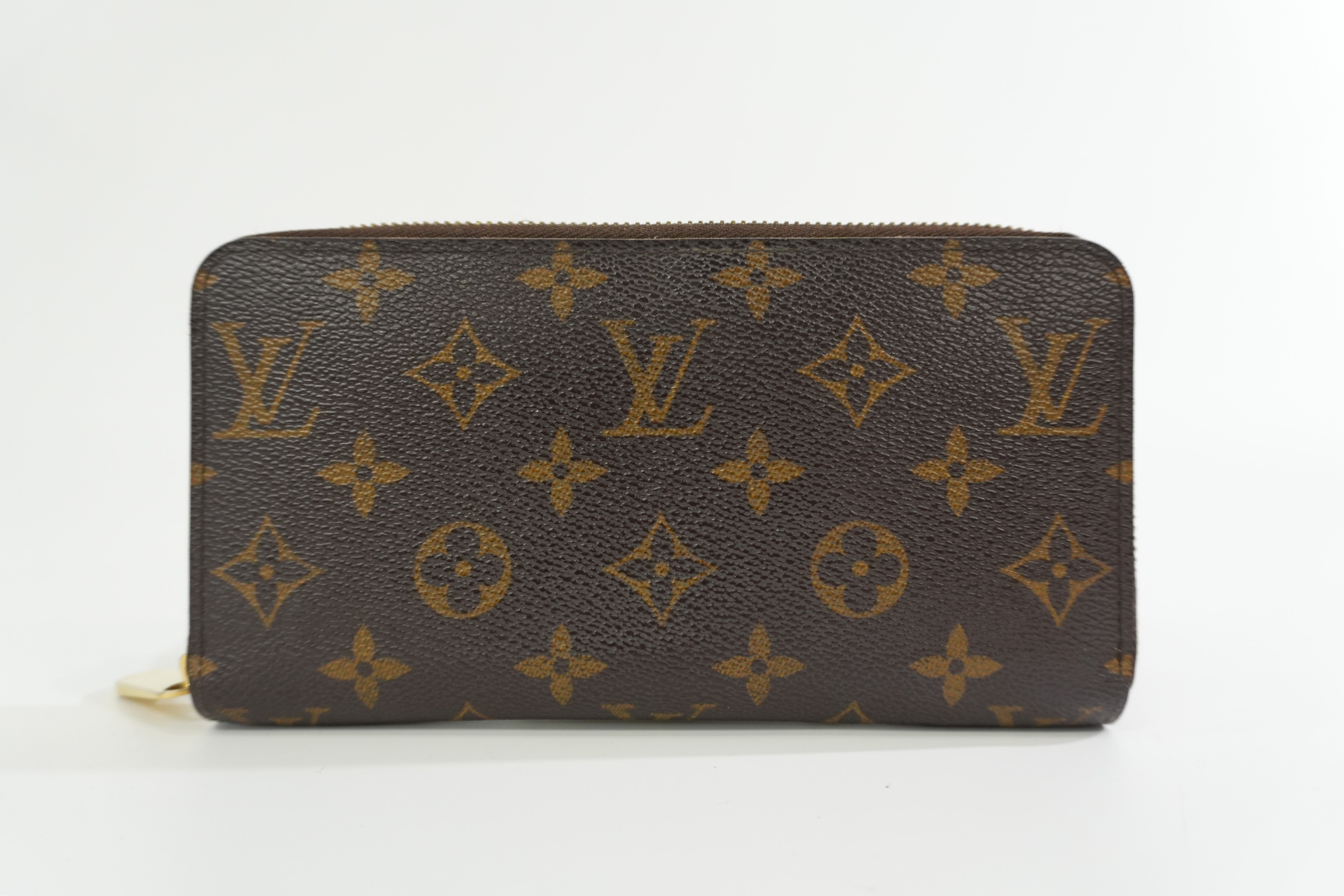 Pre-owned Louis Vuitton Monogram Zippy Wallet