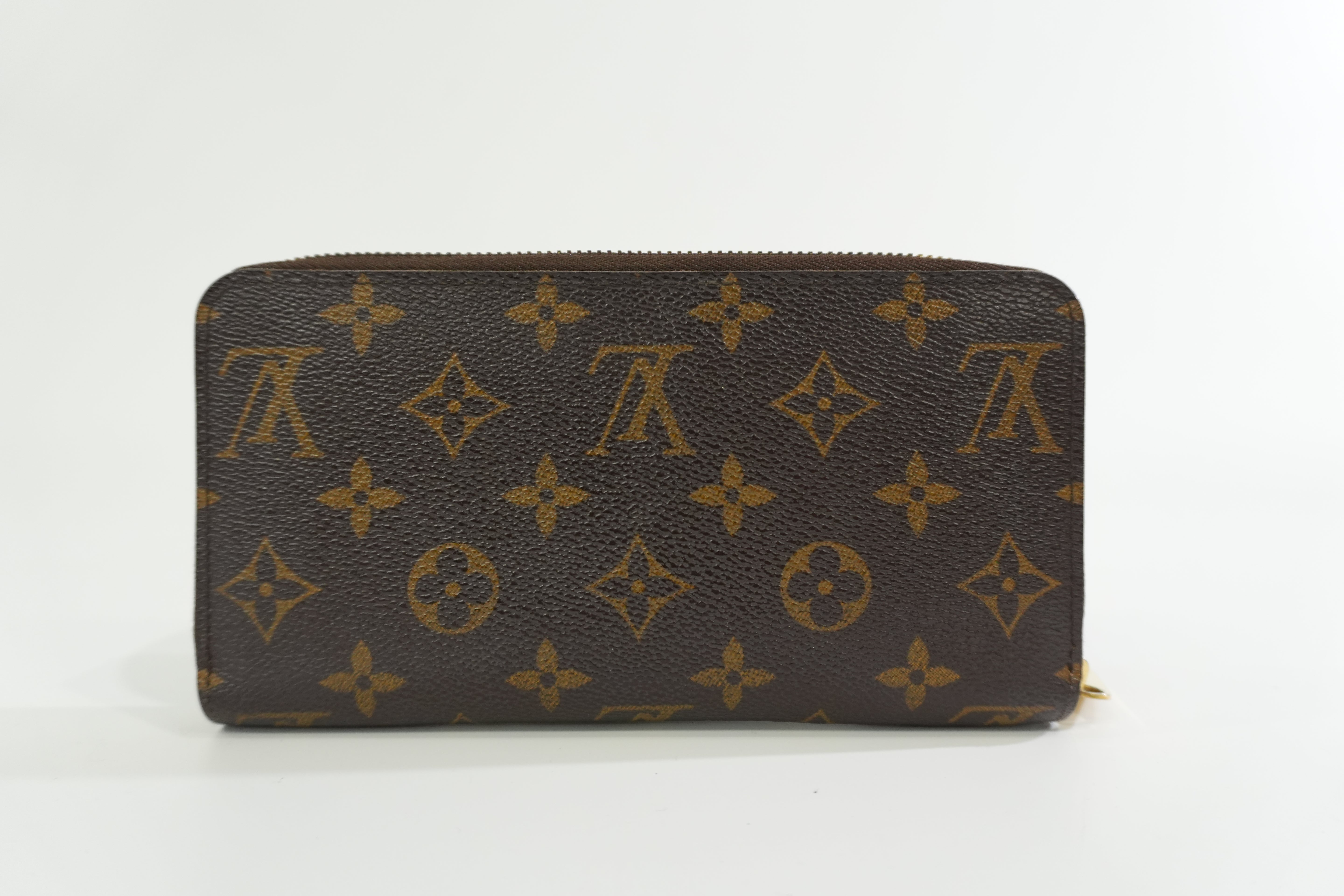 Pre-owned Louis Vuitton Monogram Zippy Wallet