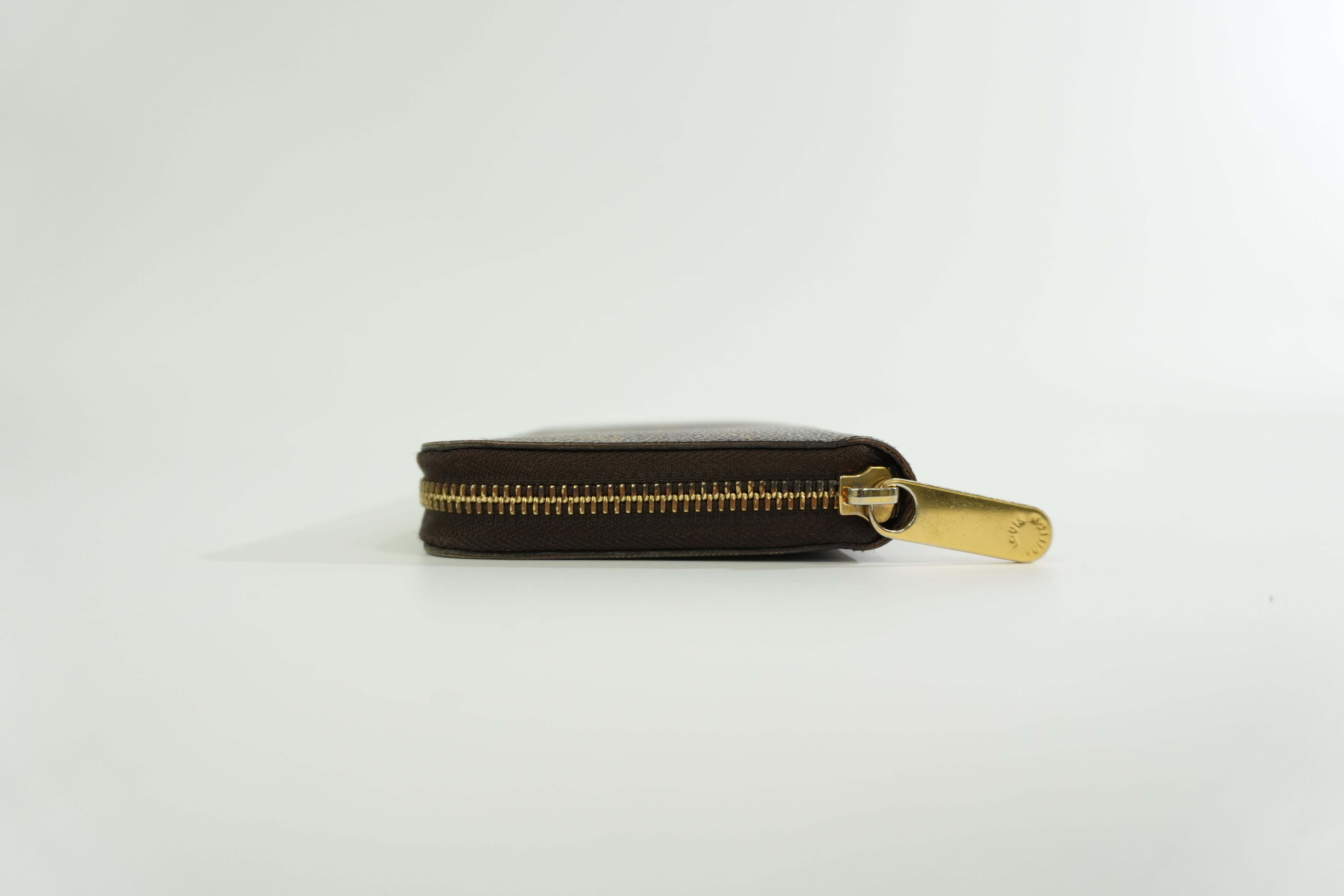 Pre-owned Louis Vuitton Monogram Zippy Wallet